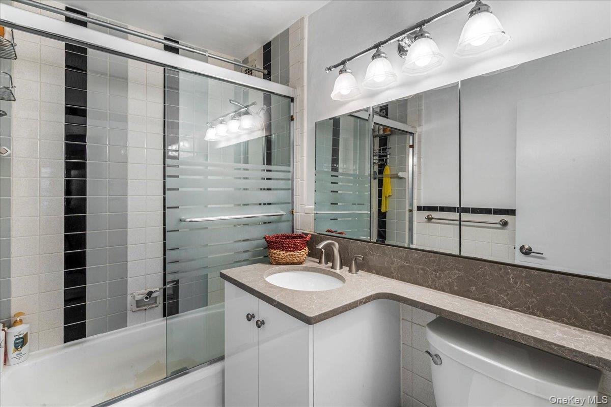 Coop 215th  Queens, NY 11360, MLS-971539-18