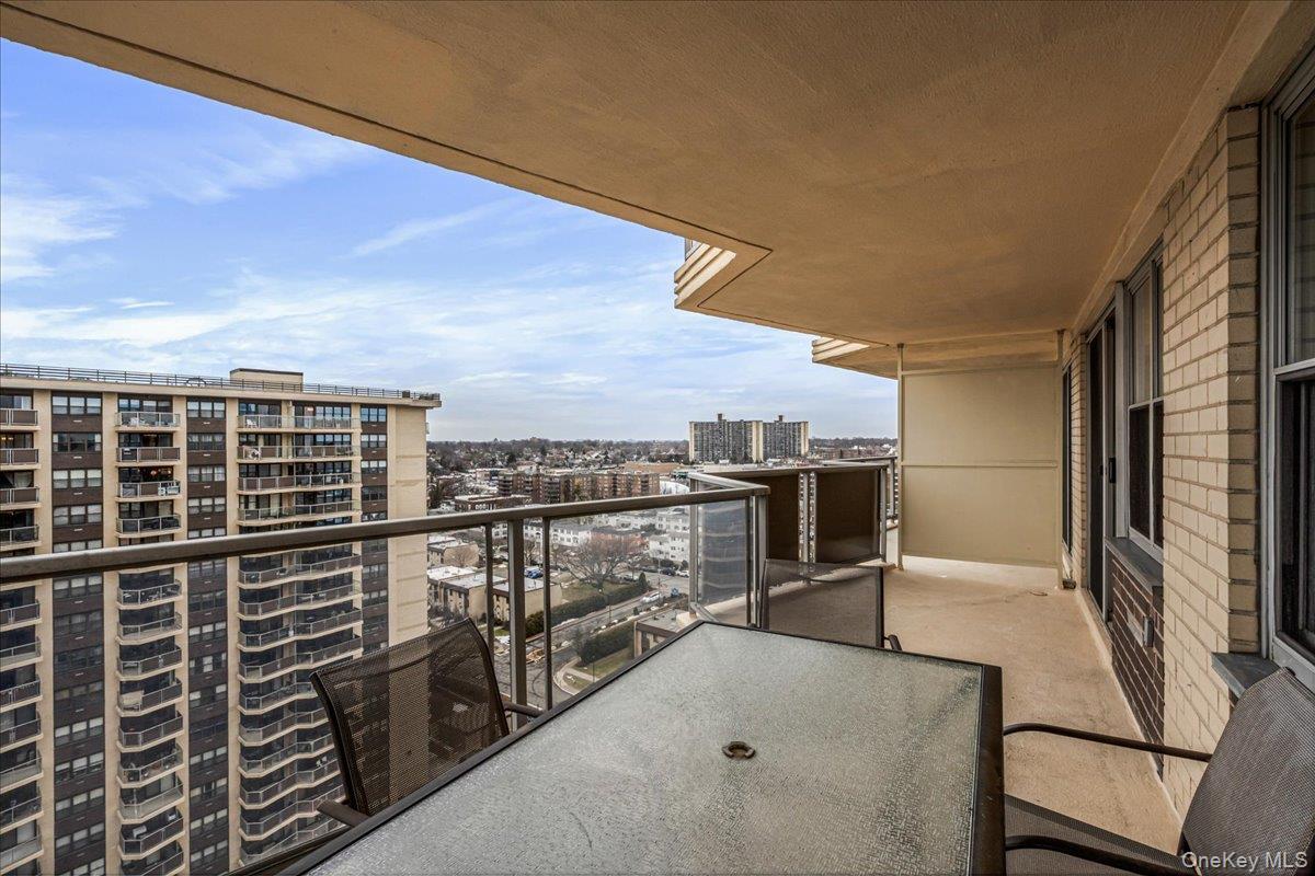 Coop 215th  Queens, NY 11360, MLS-971539-2