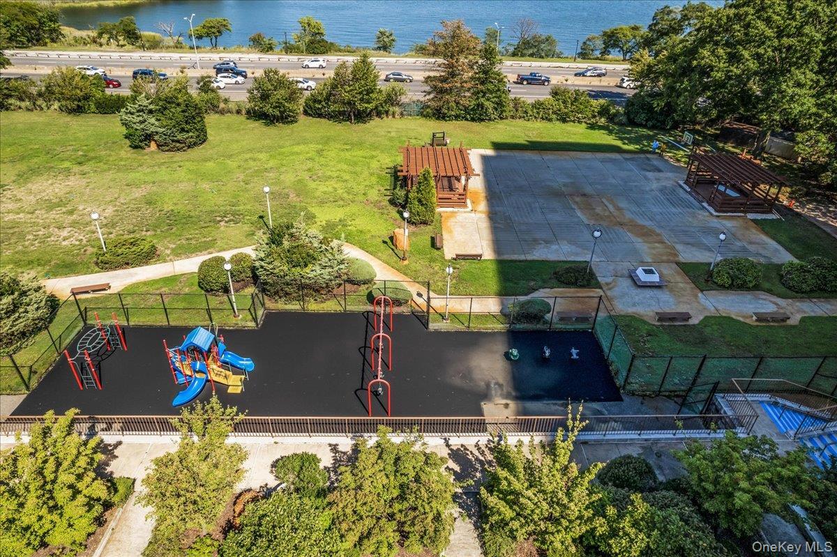 Coop 215th  Queens, NY 11360, MLS-971539-26