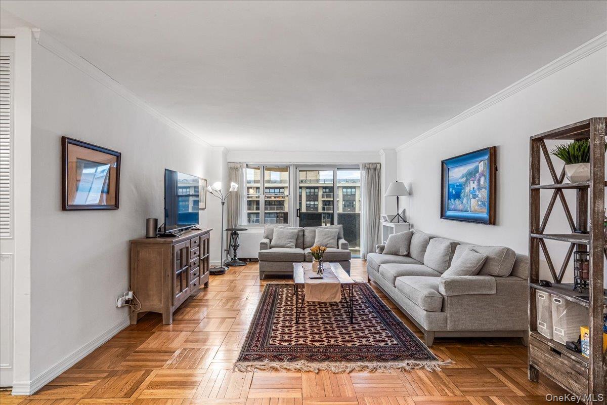 Coop 215th  Queens, NY 11360, MLS-971539-3