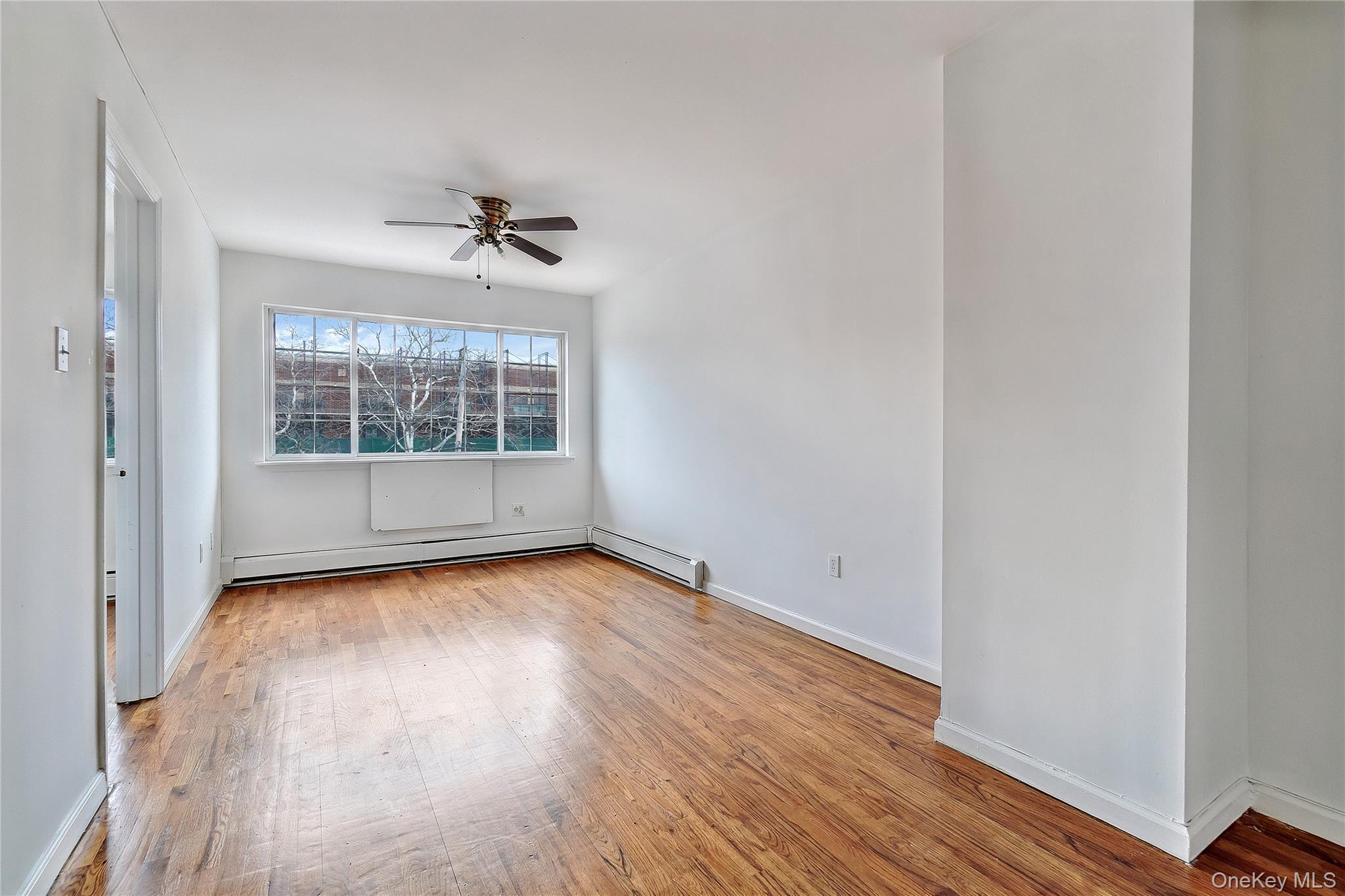 Single Family Hemlock  Brooklyn, NY 11208, MLS-971541-3