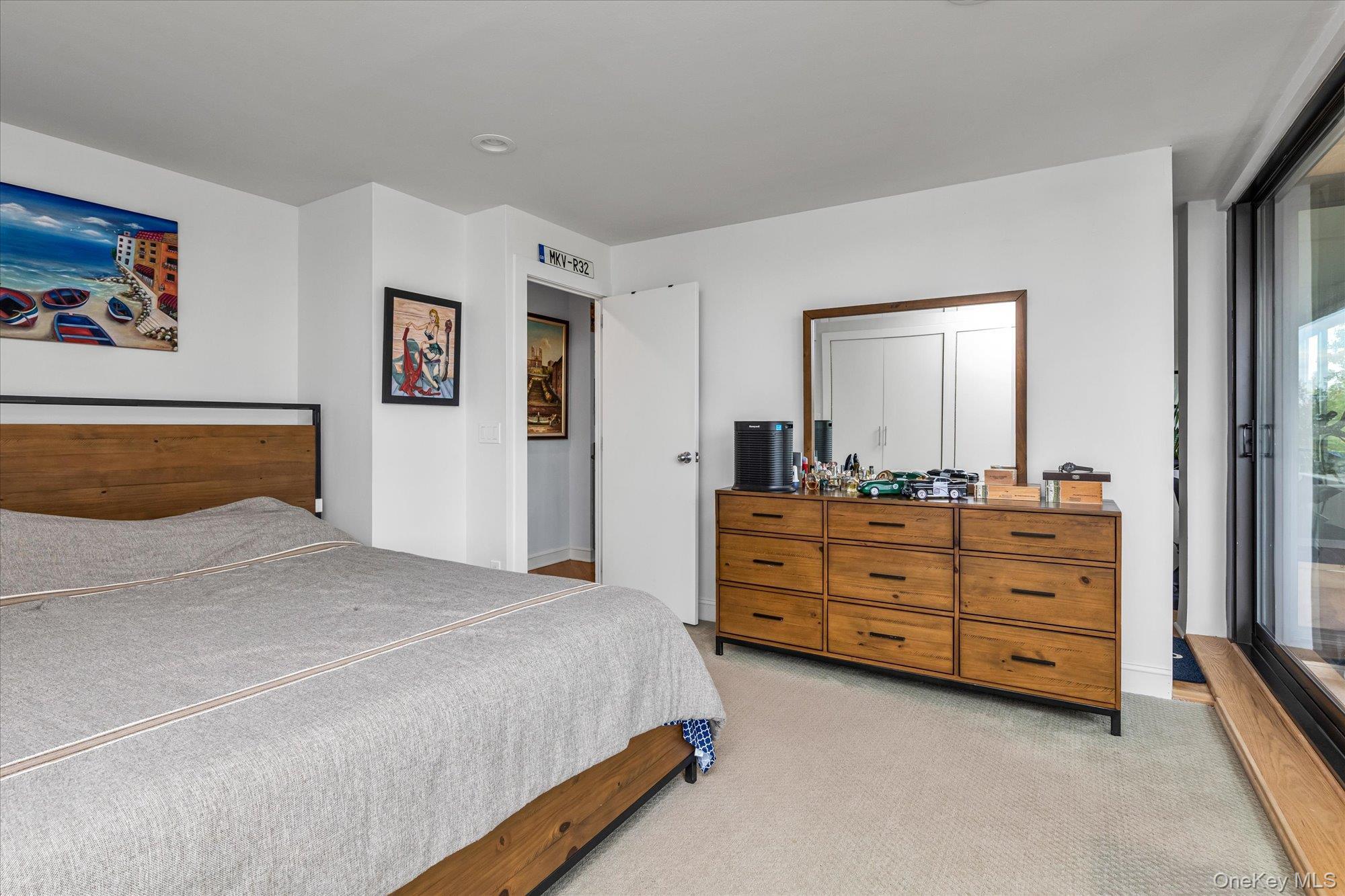 Coop 162  Queens, NY 11357, MLS-971570-10