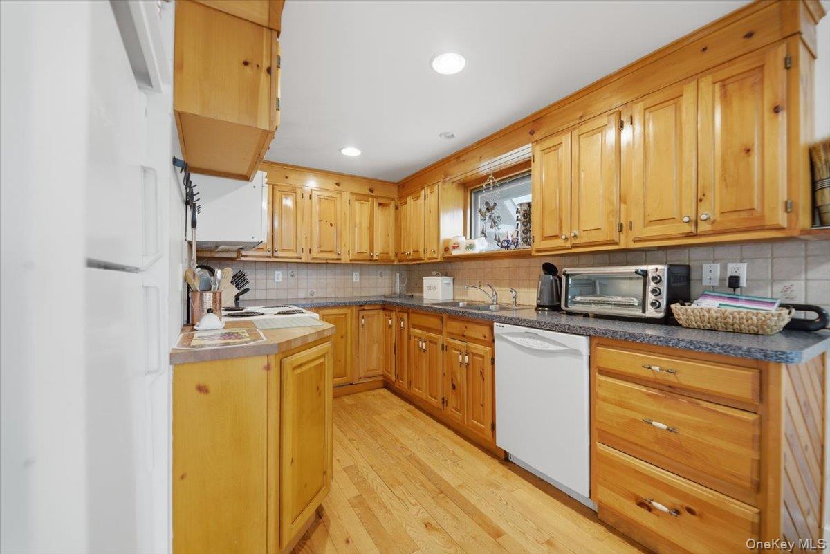 Single Family Park  Out Of Area, NY 12843, MLS-971581-21