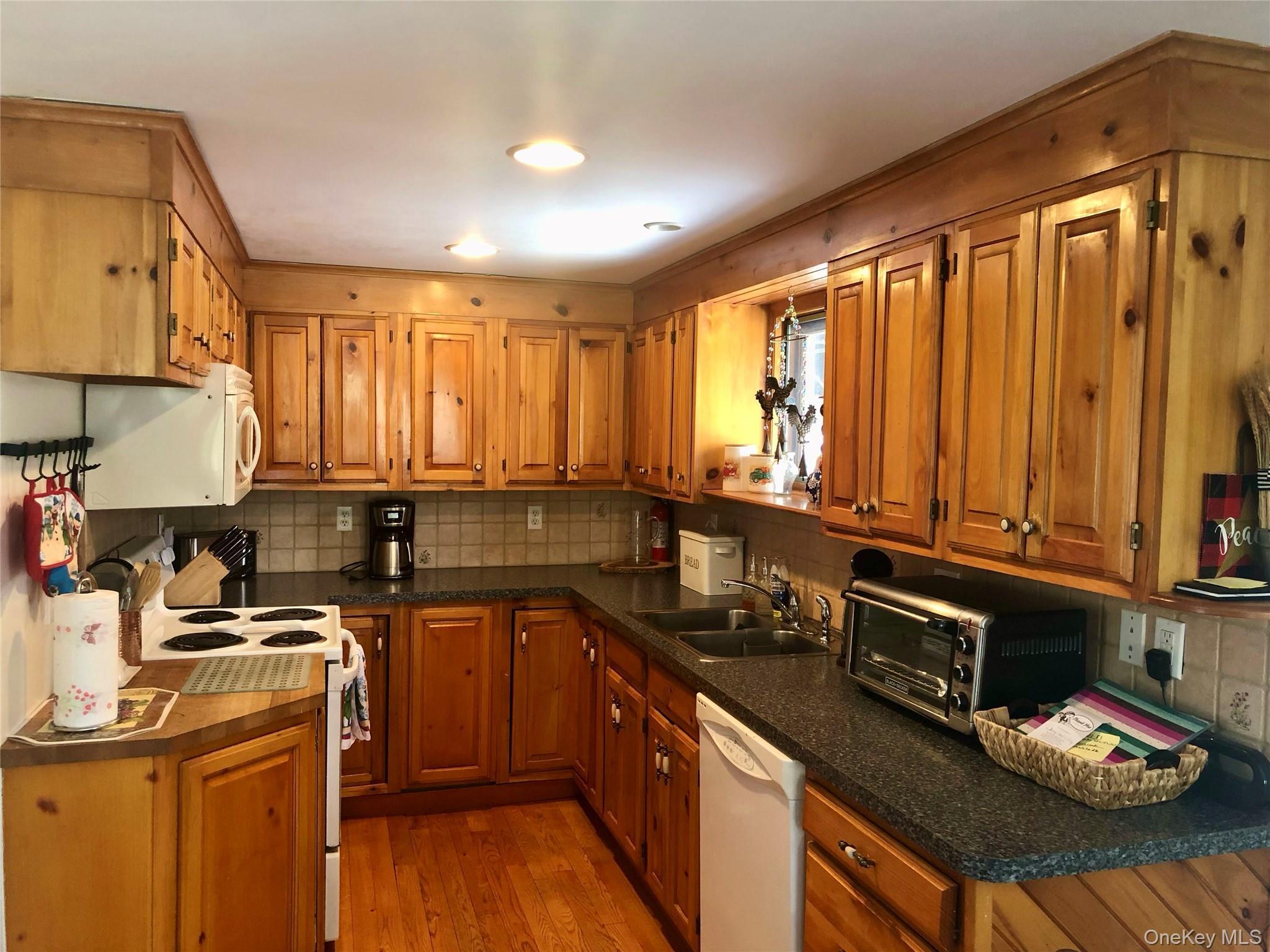 Single Family Park  Out Of Area, NY 12843, MLS-971581-8