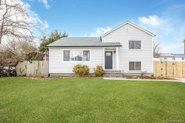 Single Family Minerva  Suffolk County, NY 11757, MLS-971590-2