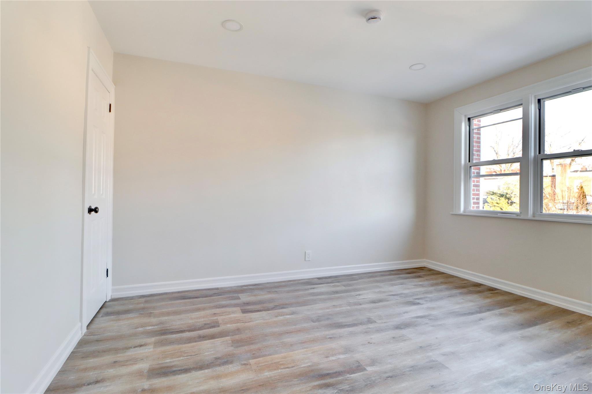 Single Family 159th  Queens, NY 11357, MLS-971593-20