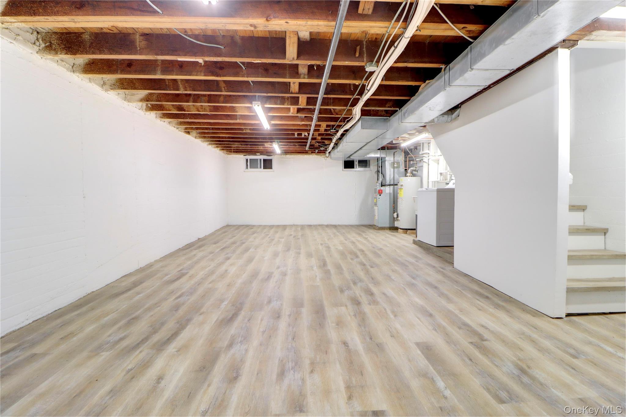 Single Family 159th  Queens, NY 11357, MLS-971593-27