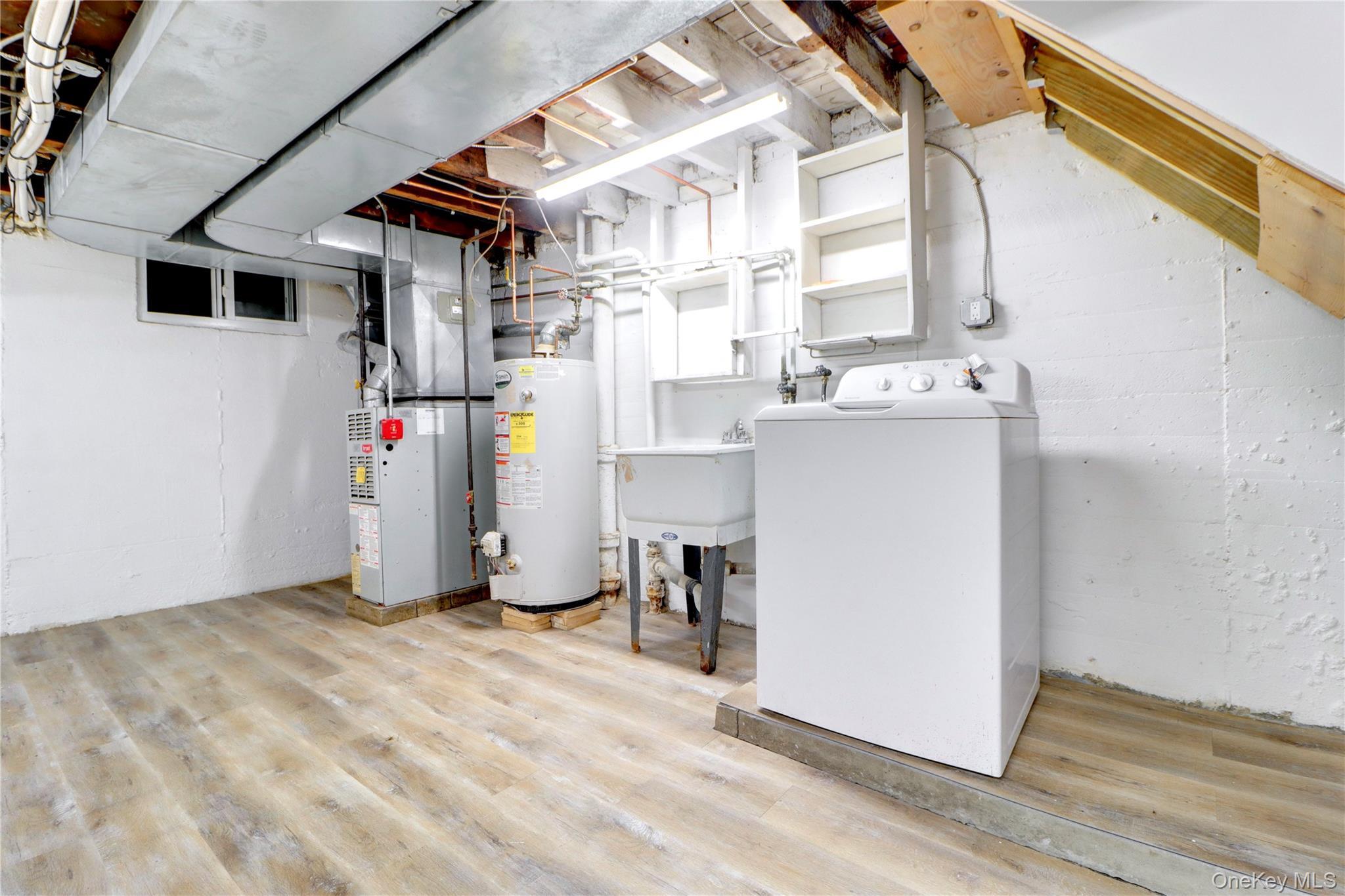 Single Family 159th  Queens, NY 11357, MLS-971593-29