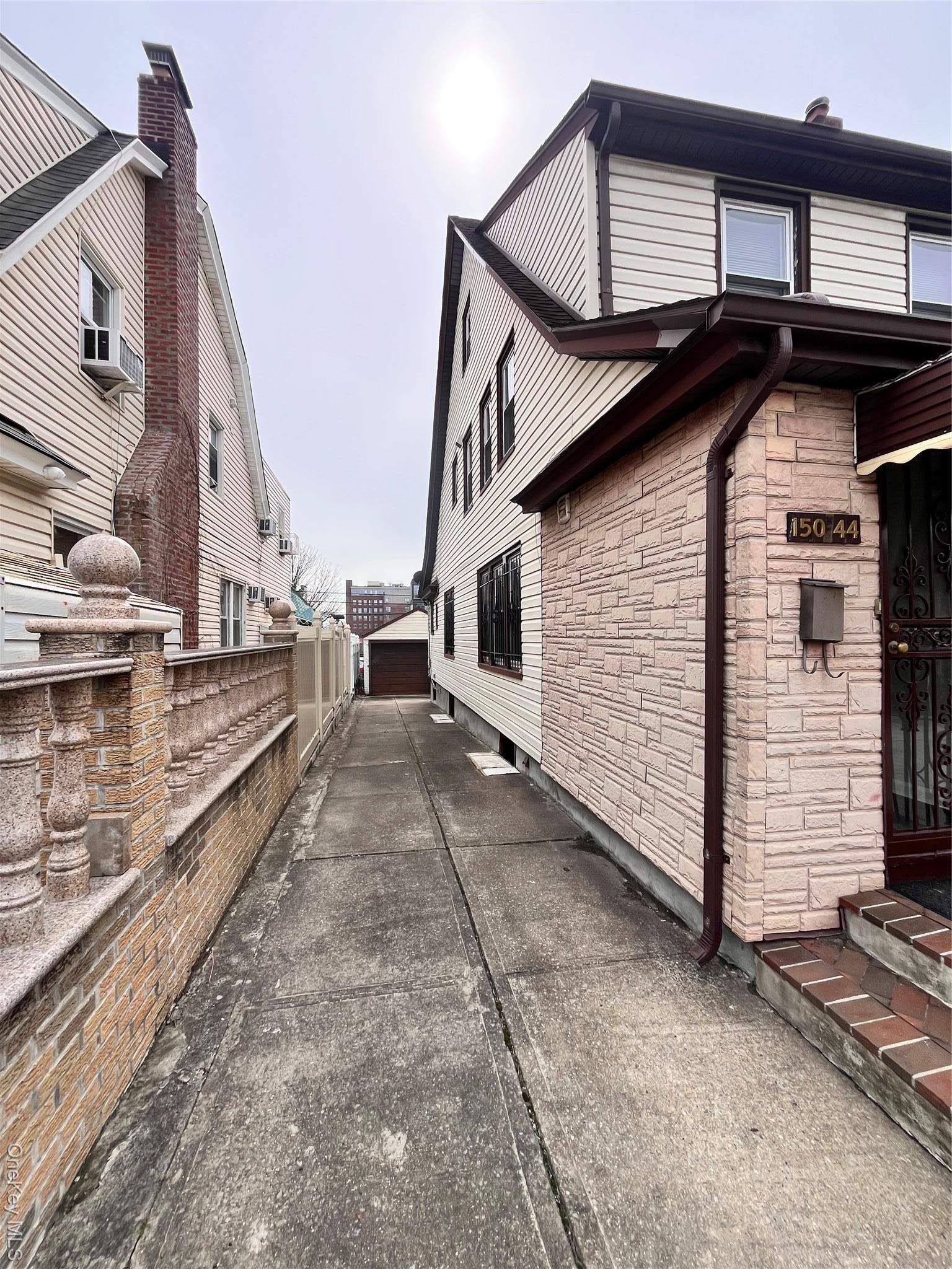 Single Family 87th Road Queens, NY 11432, MLS-971597-3