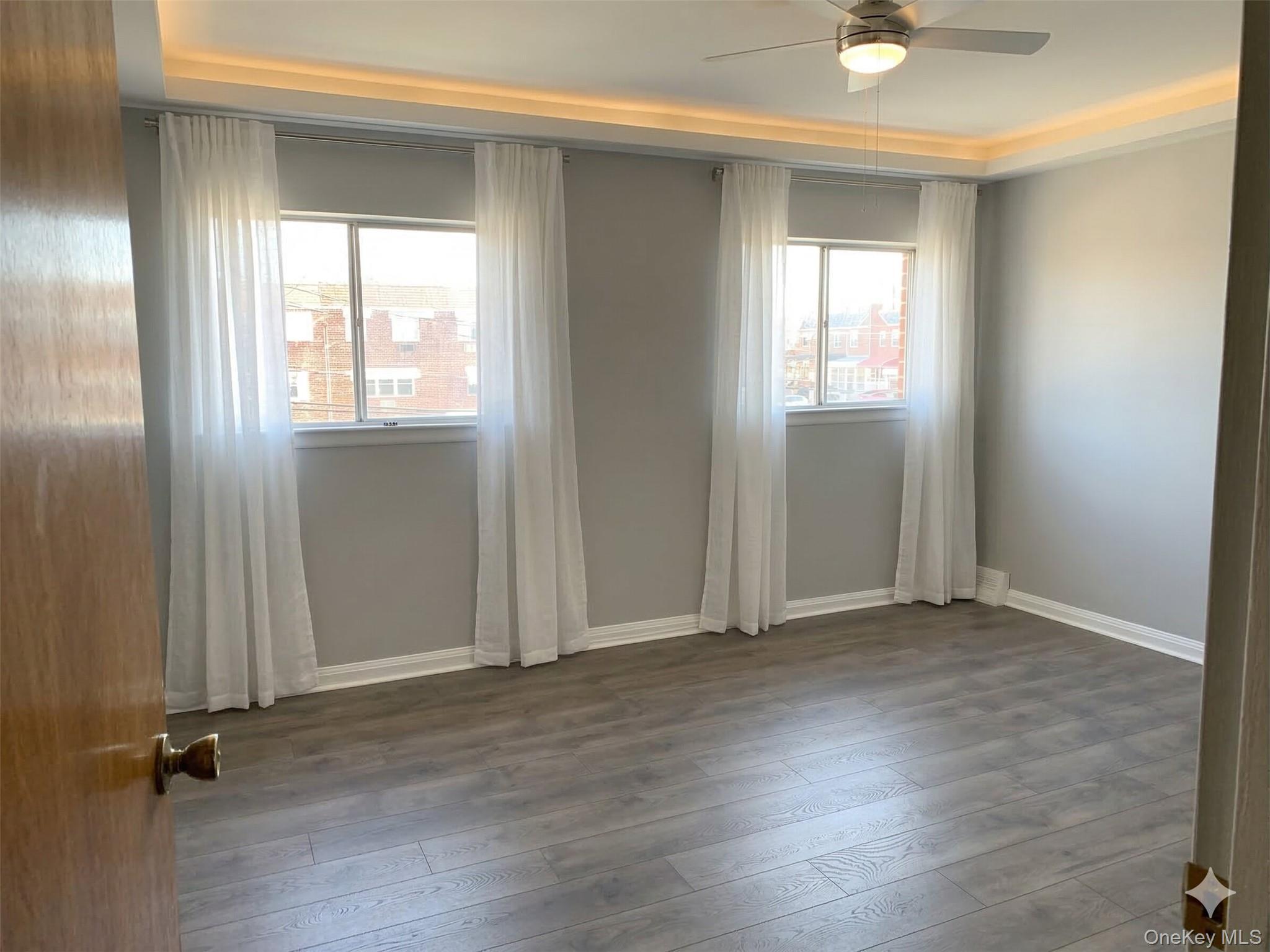 Single Family Tremont  Bronx, NY 10465, MLS-971598-4