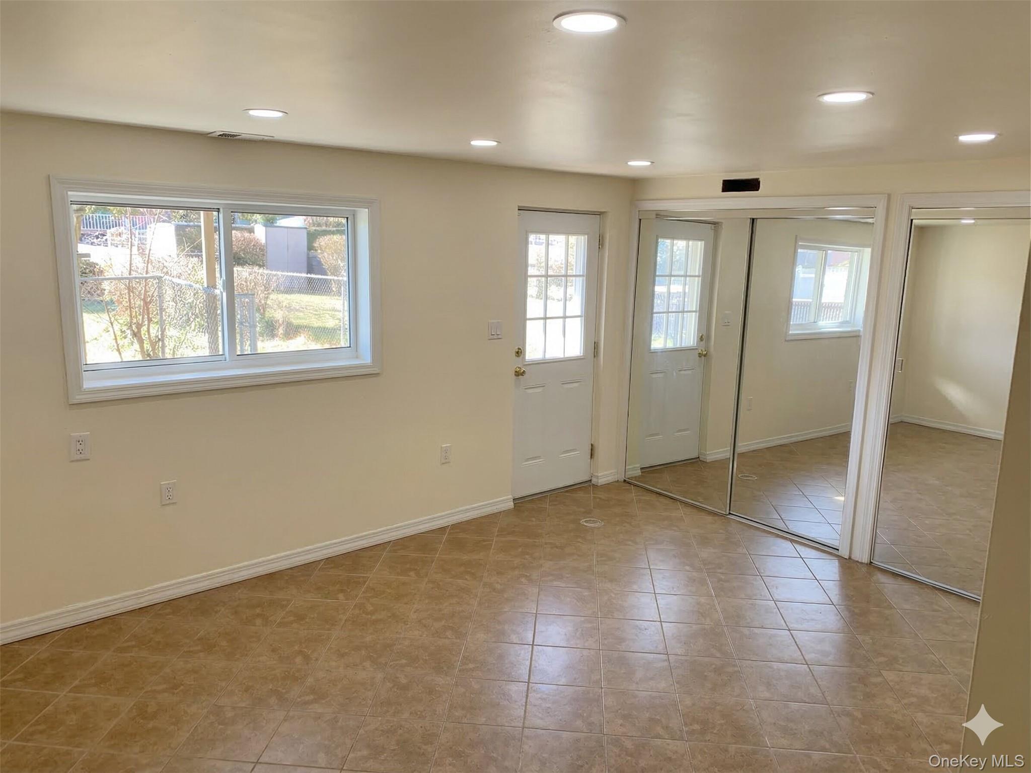 Single Family Tremont  Bronx, NY 10465, MLS-971598-8