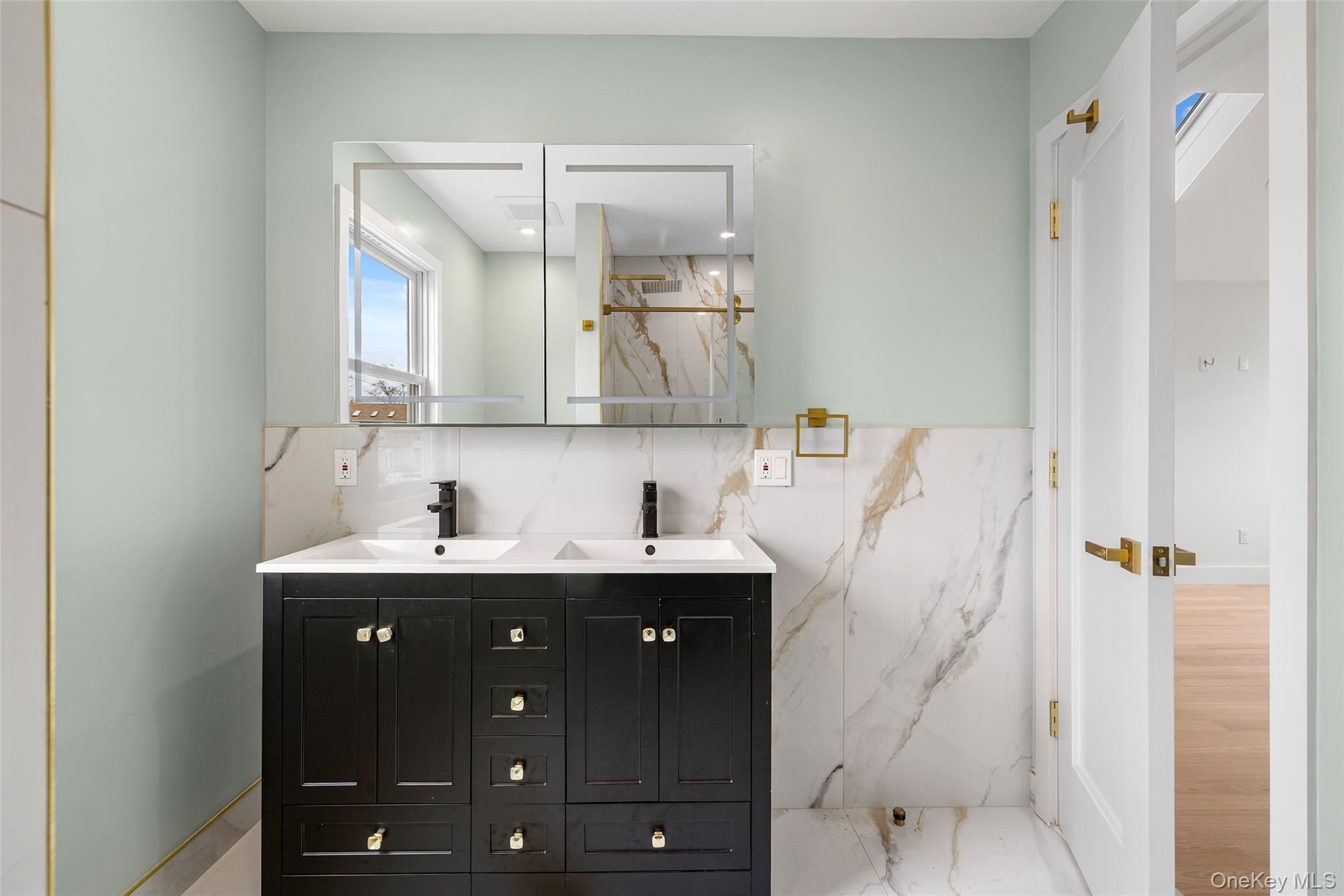 Single Family Kildare  Nassau County, NY 11558, MLS-971606-22