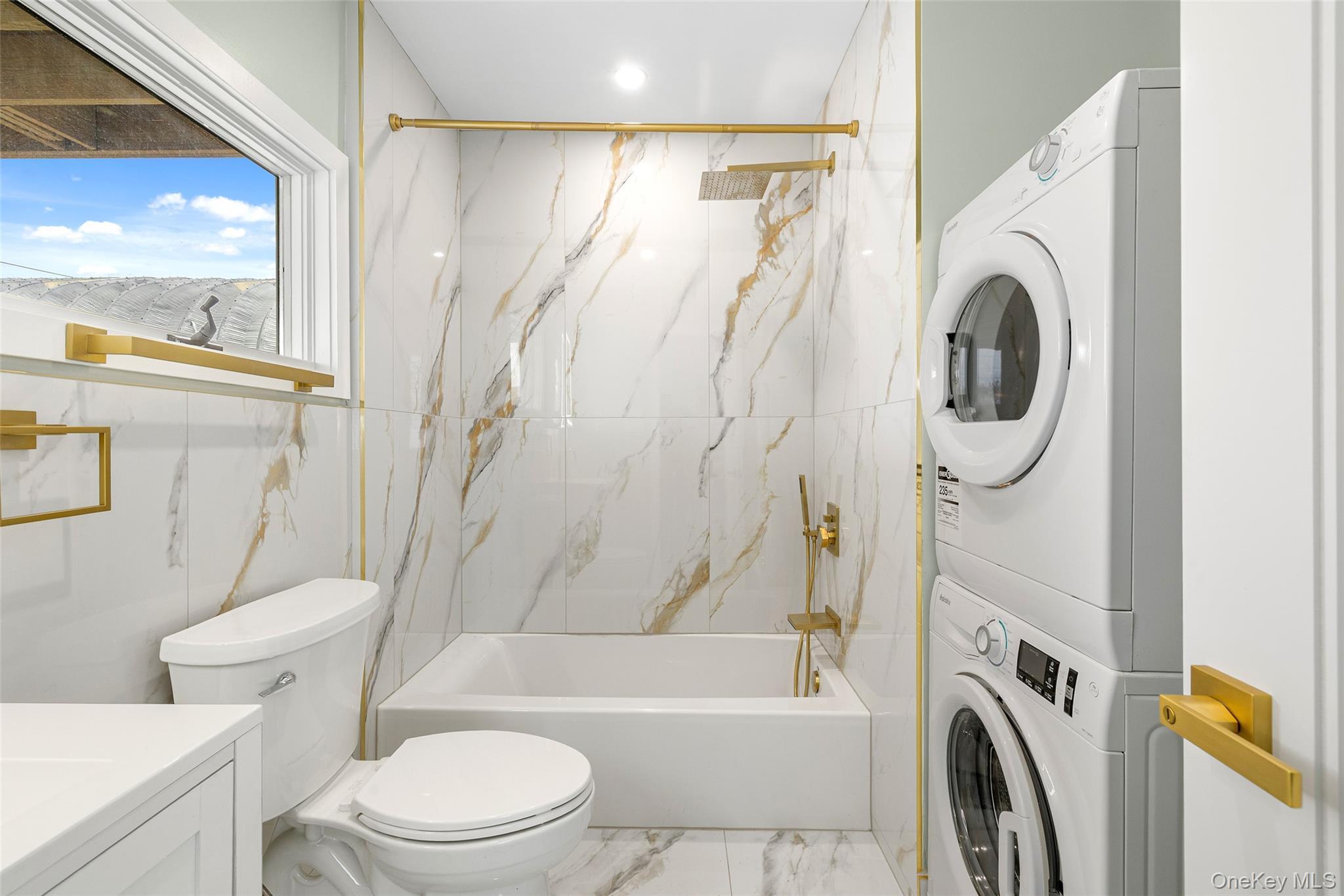 Single Family Kildare  Nassau County, NY 11558, MLS-971606-3