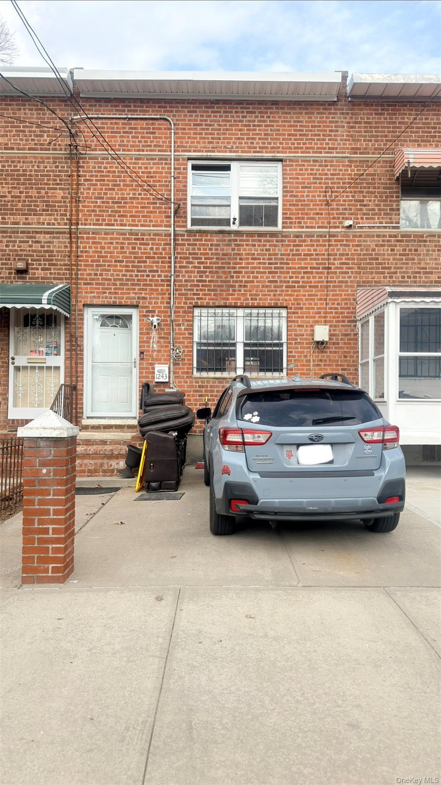 Single Family 223rd  Bronx, NY 10466, MLS-971612-16