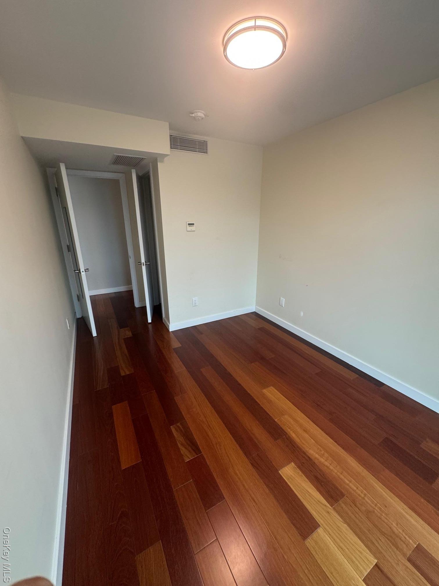 Condo 37th  Queens, NY 11354, MLS-971618-8