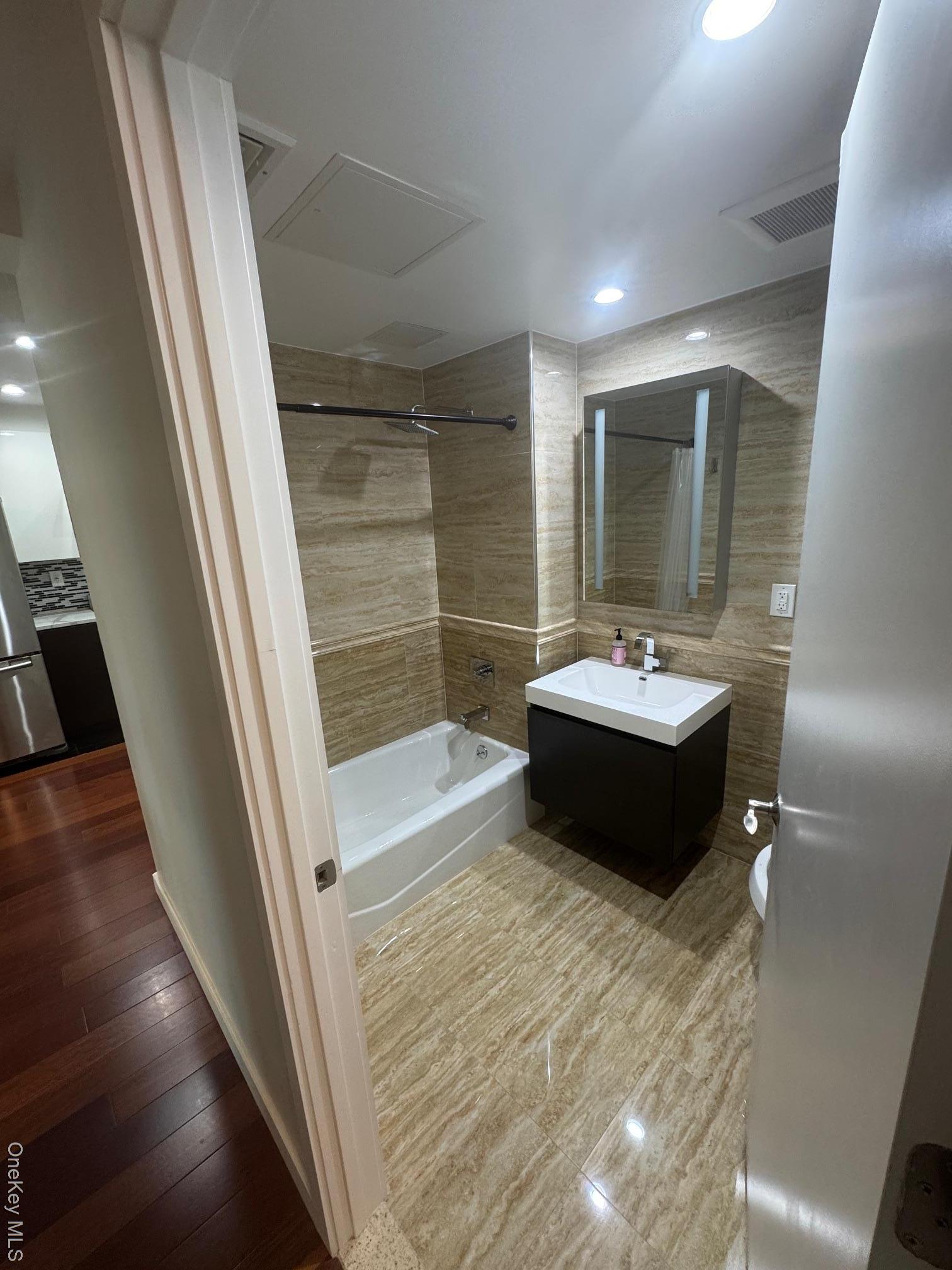 Condo 37th  Queens, NY 11354, MLS-971618-9