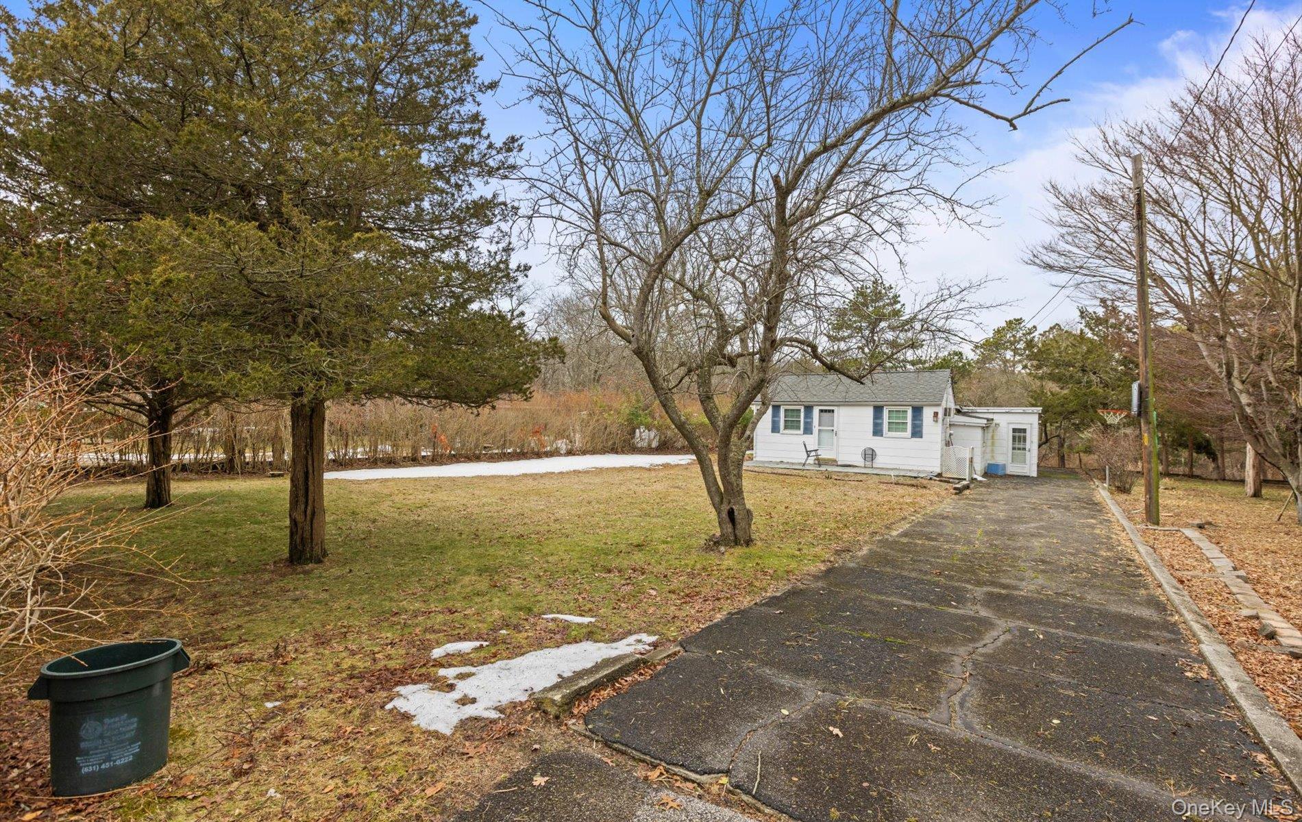Single Family Old Medford  Suffolk County, NY 11763, MLS-971626-4