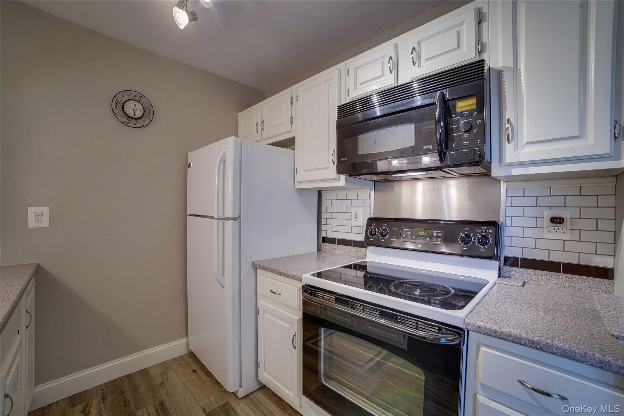 Condo Broadway  Westchester County, NY 10601, MLS-971650-15