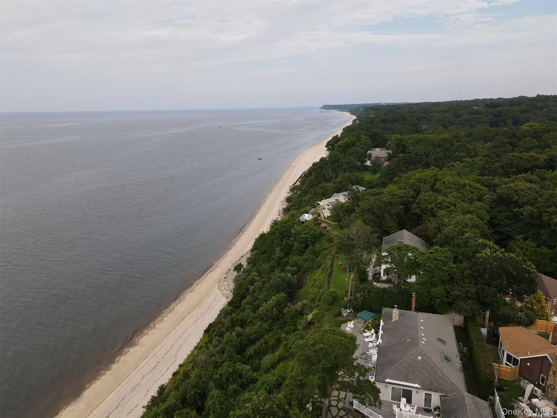 Single Family Neptune  Suffolk County, NY 11778, MLS-971654-35