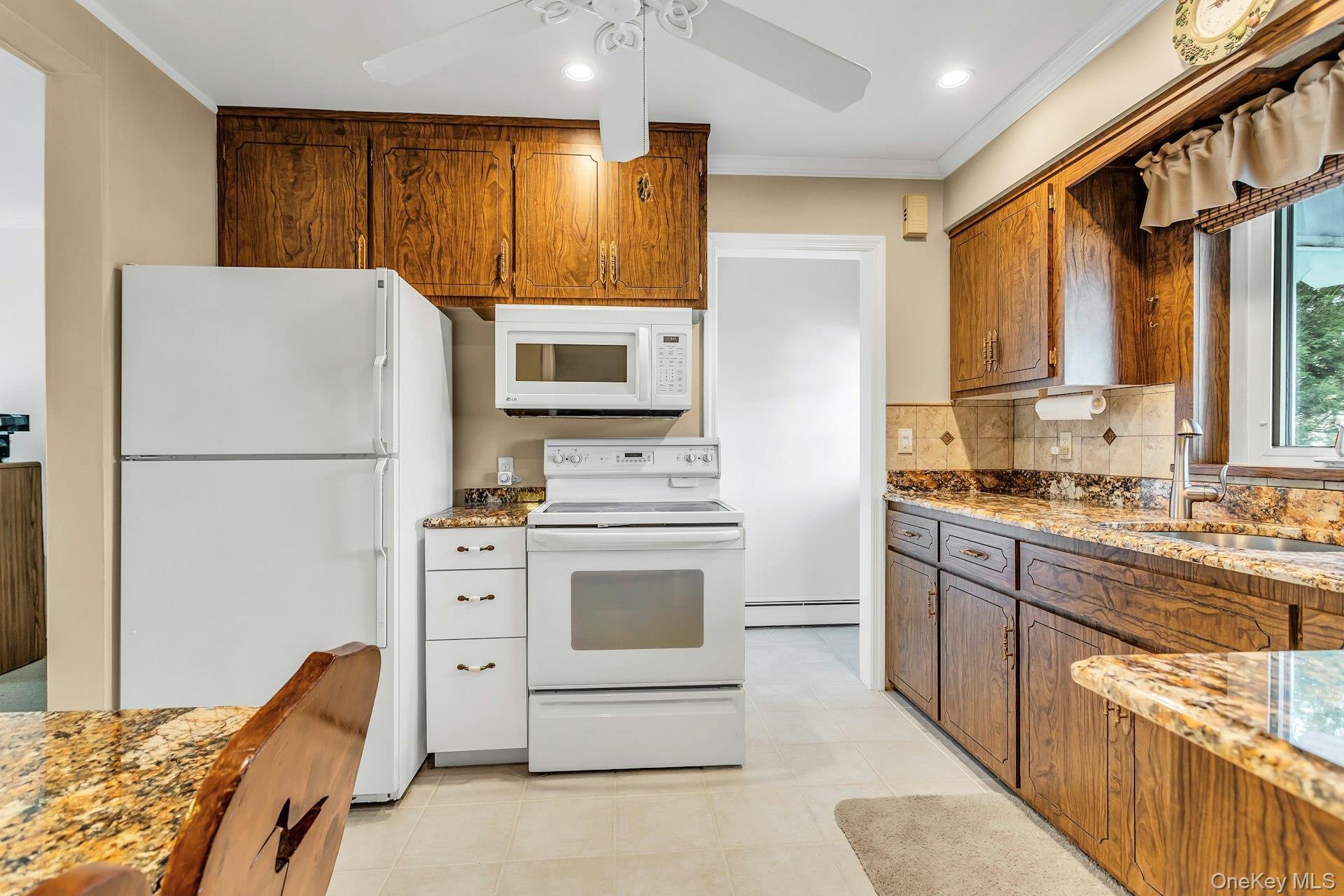 Single Family Sherwood  Nassau County, NY 11542, MLS-971667-9