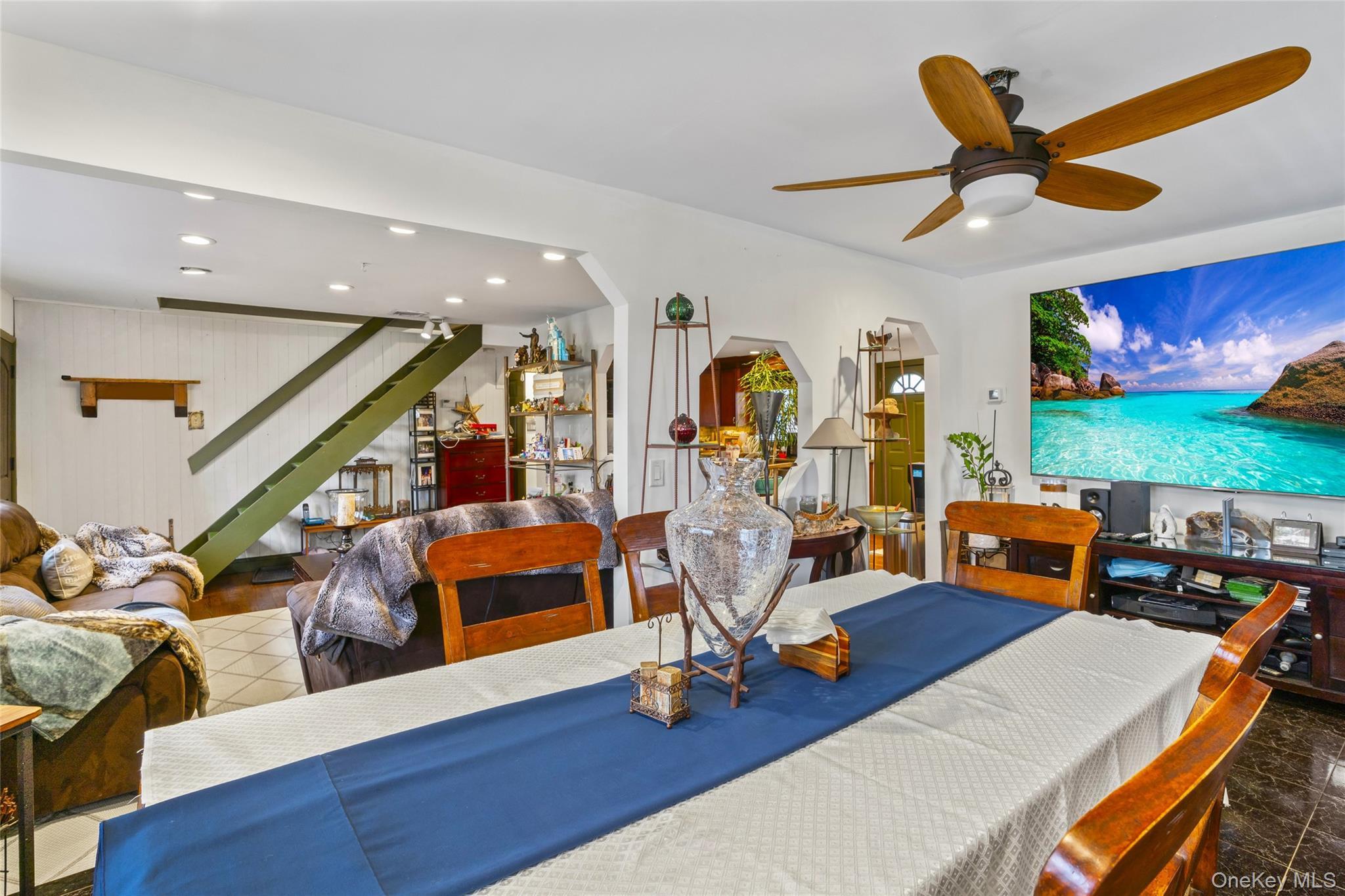 Single Family Burnett  Suffolk County, NY 11706, MLS-971694-16