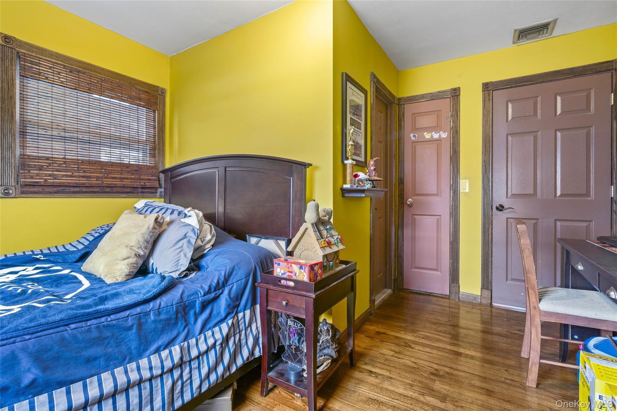 Single Family Burnett  Suffolk County, NY 11706, MLS-971694-21