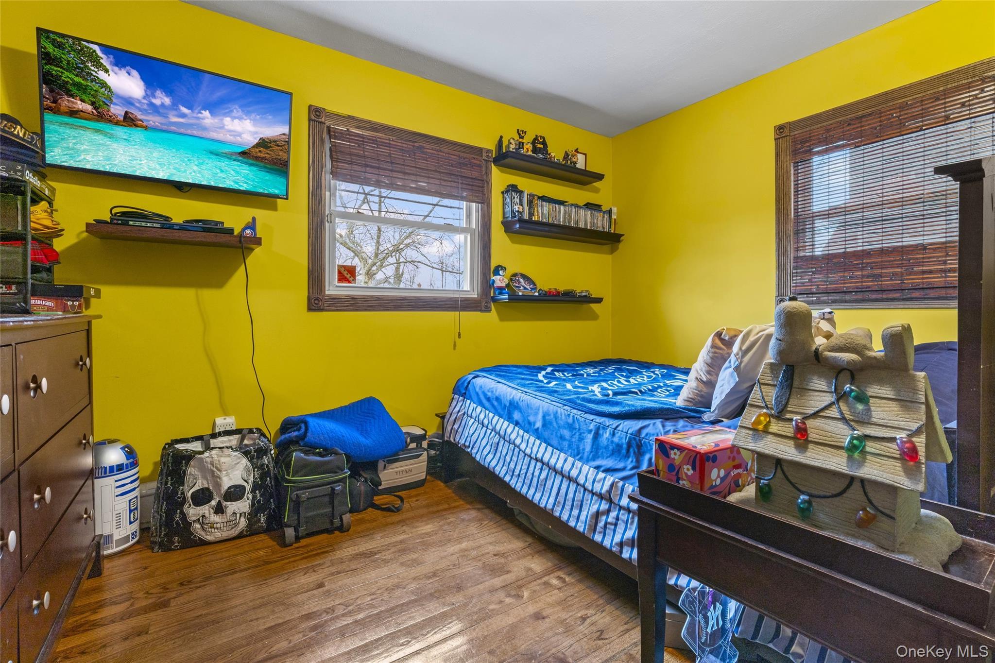 Single Family Burnett  Suffolk County, NY 11706, MLS-971694-22