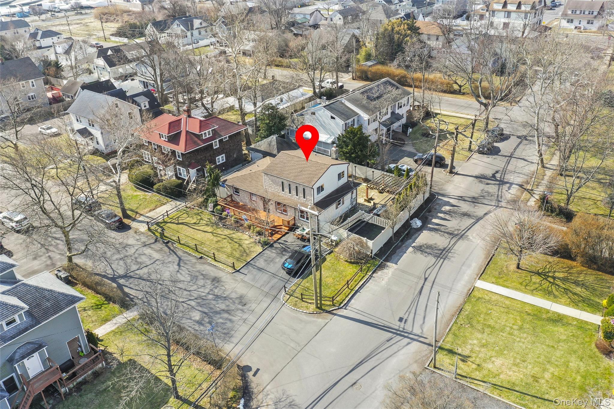 Single Family Burnett  Suffolk County, NY 11706, MLS-971694-5