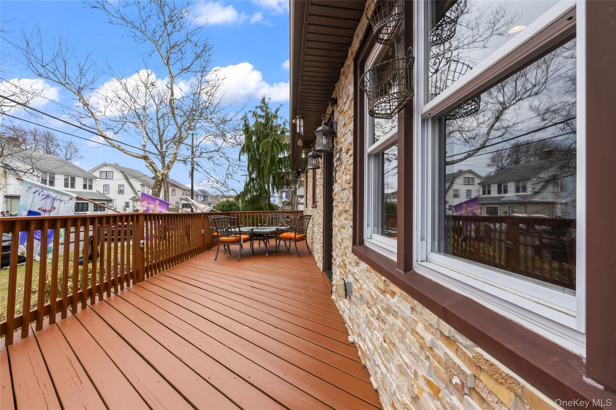 Single Family Burnett  Suffolk County, NY 11706, MLS-971694-7