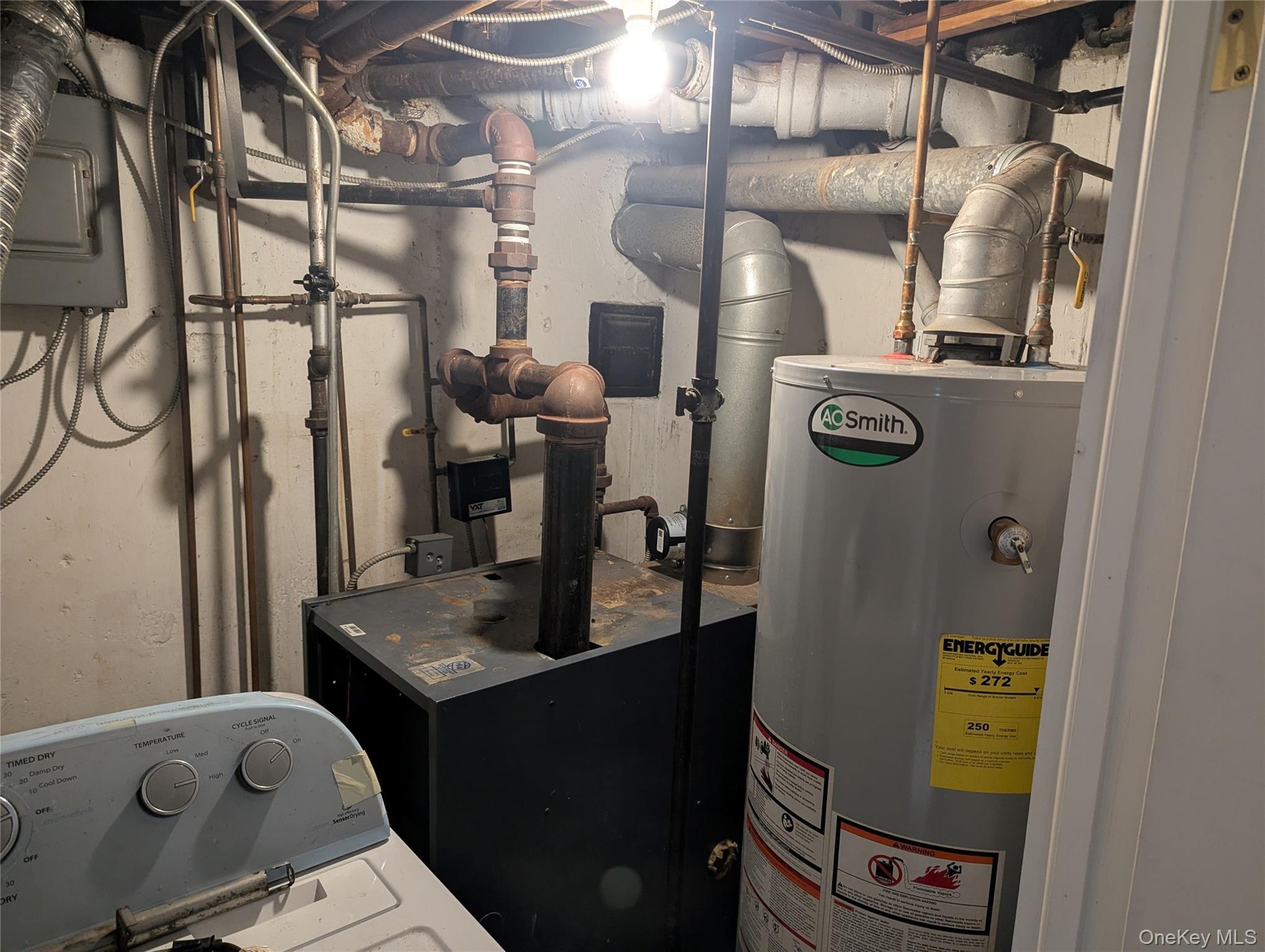 Single Family 64th  Queens, NY 11367, MLS-971709-12