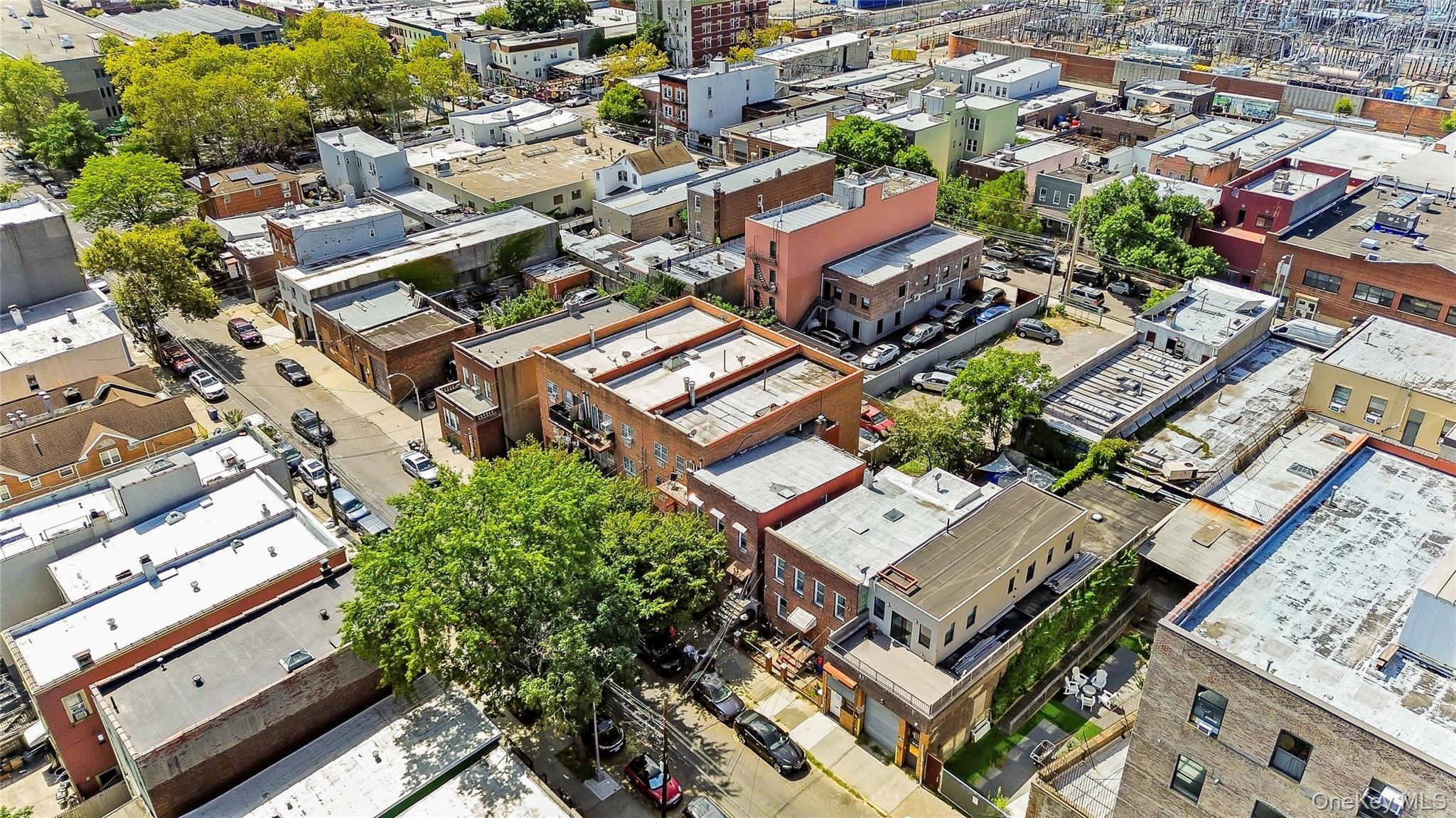 Single Family 10th  Queens, NY 11106, MLS-971711-2