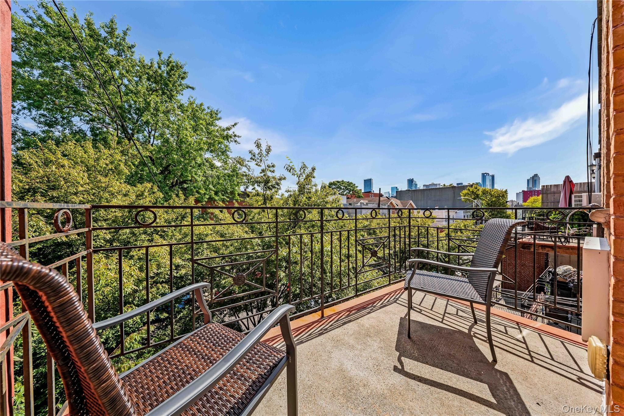 Single Family 10th  Queens, NY 11106, MLS-971711-7