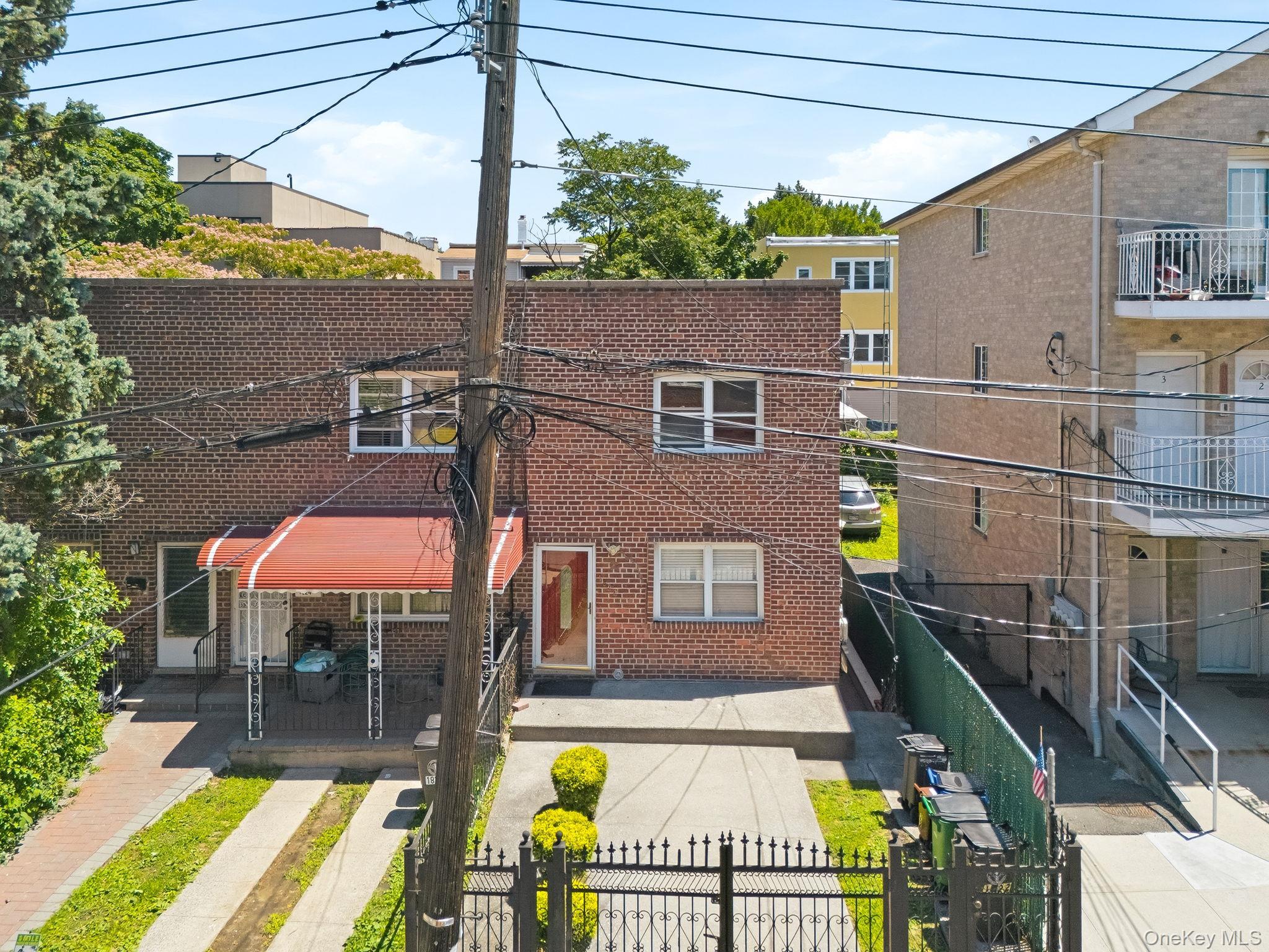Single Family Delancey Place  Bronx, NY 10462, MLS-971742-24