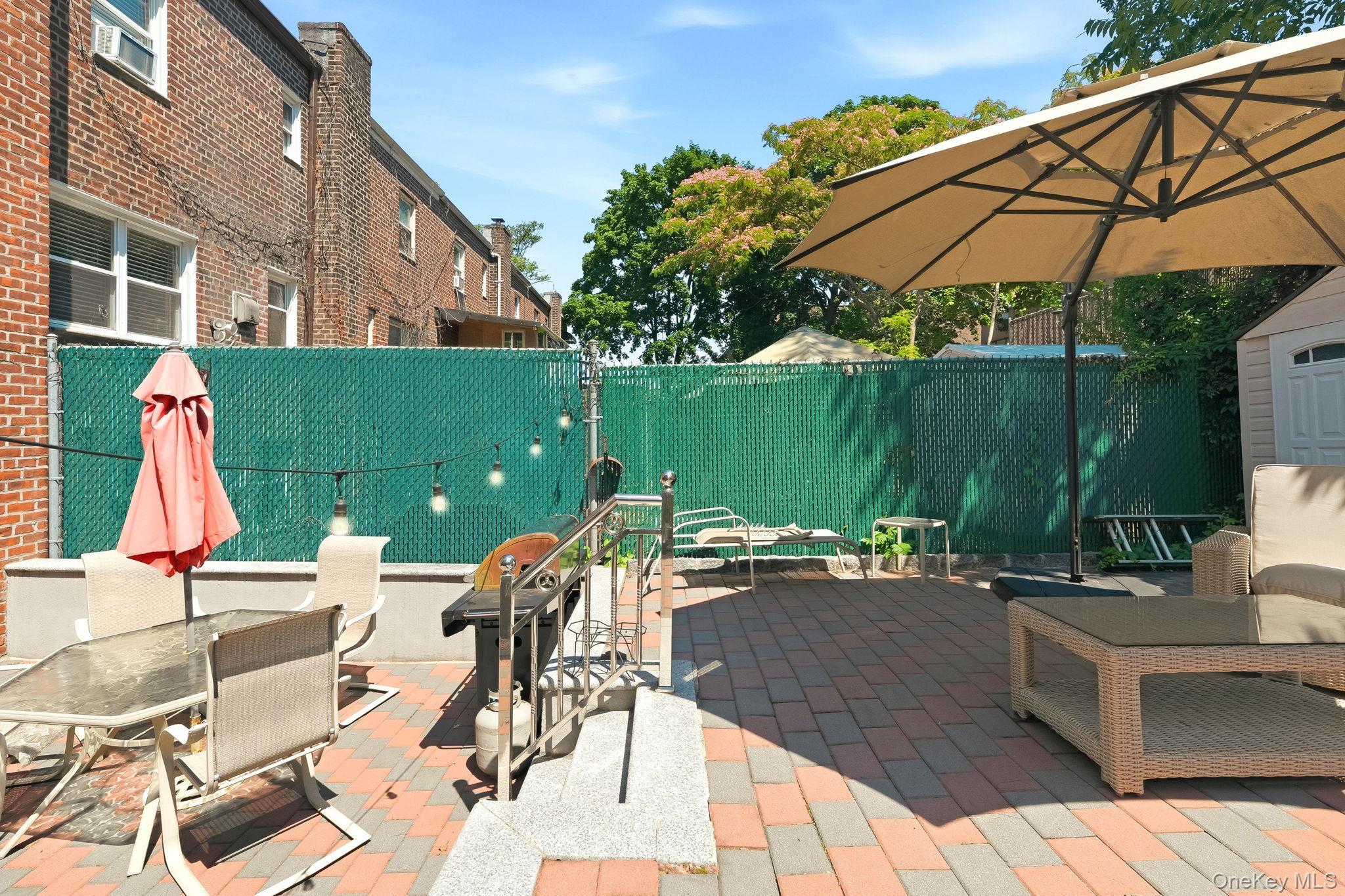 Single Family Delancey Place  Bronx, NY 10462, MLS-971742-29