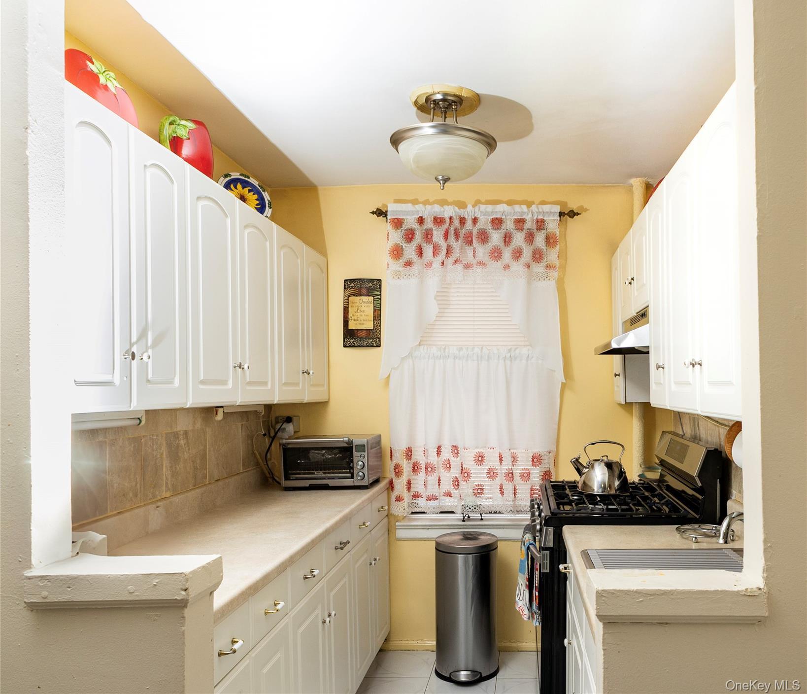 Coop Barker  Bronx, NY 10467, MLS-971743-3