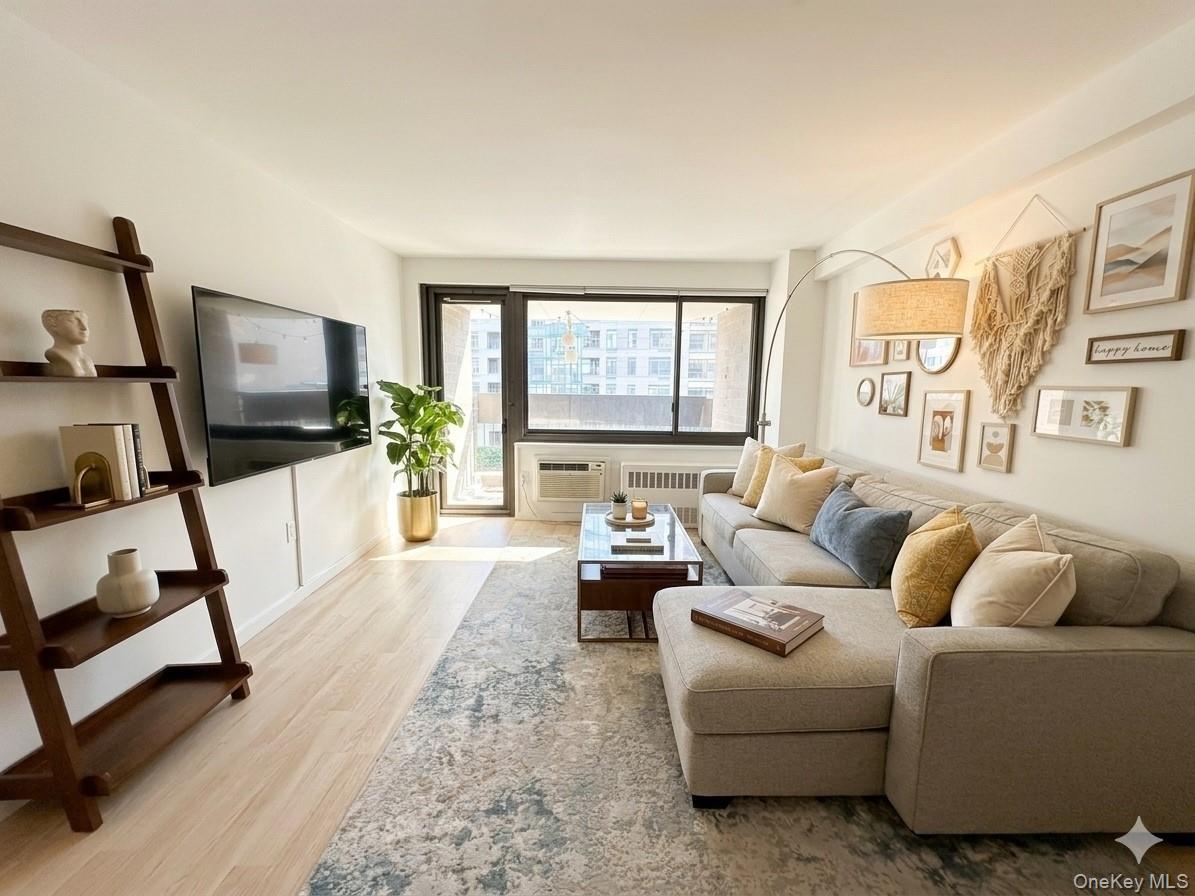 Coop Fulton  Manhattan, NY 10038, MLS-971764-2