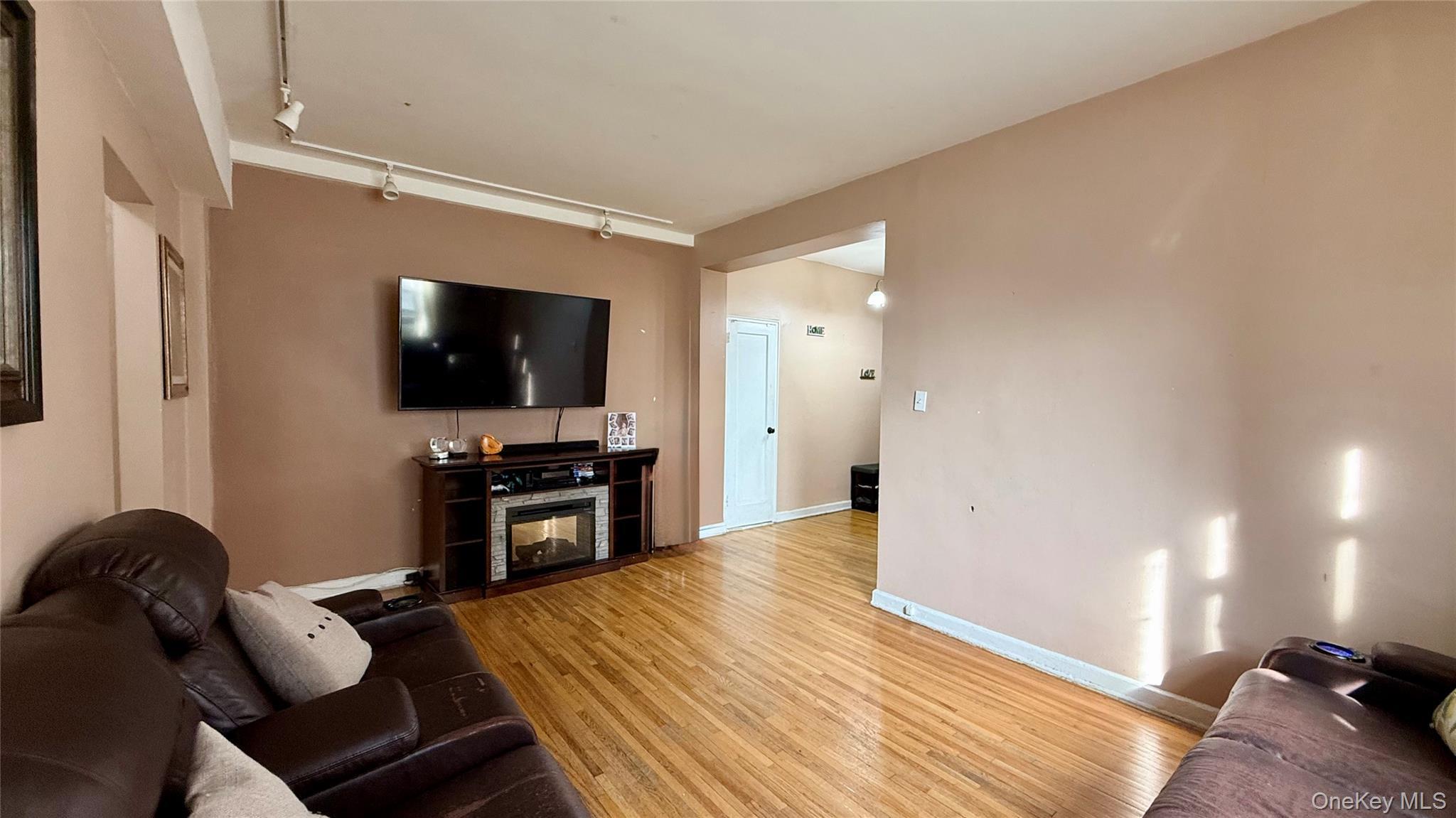 Coop 34th Queens, NY 11368, MLS-971766-10