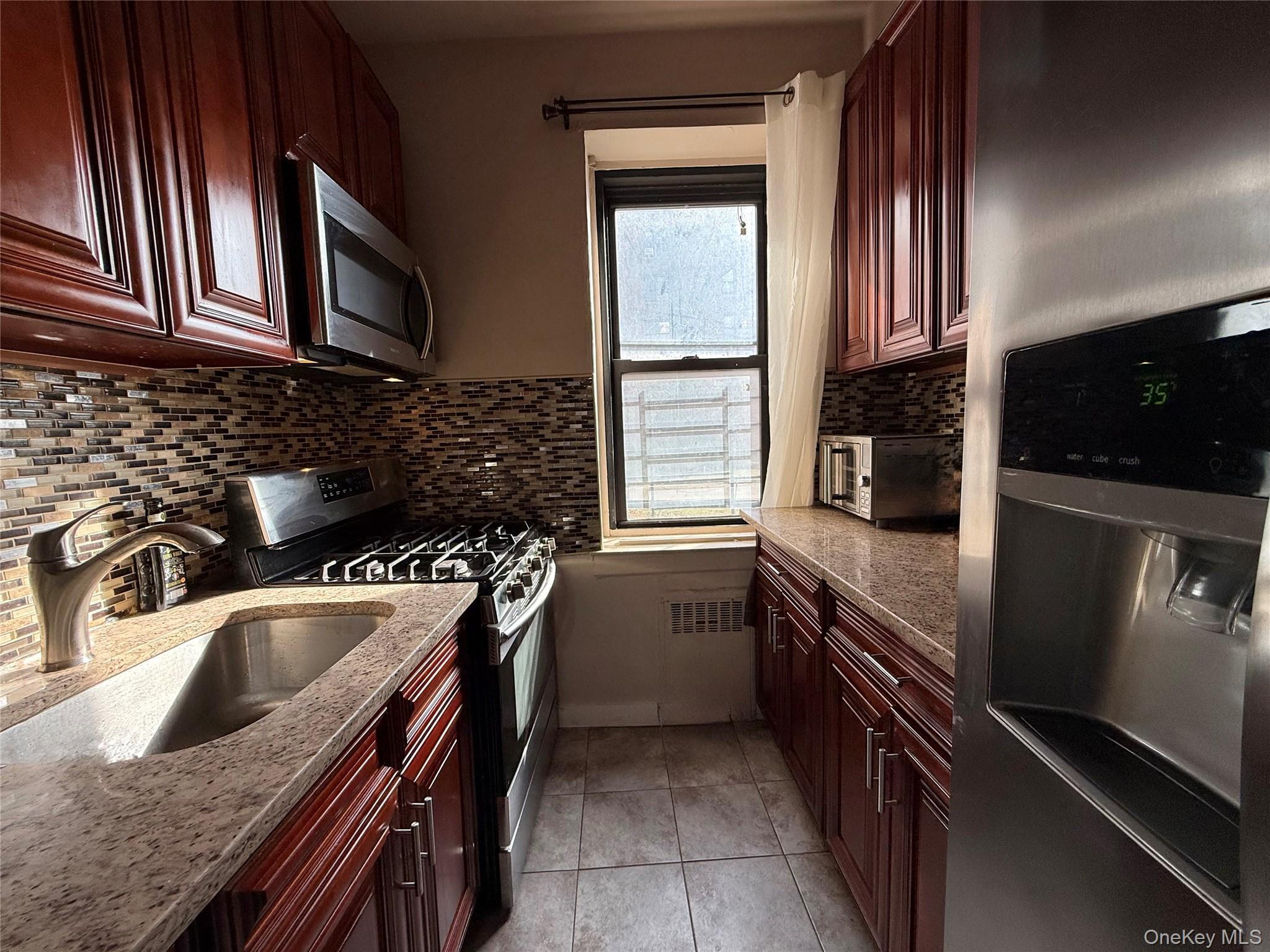 Coop 34th Queens, NY 11368, MLS-971766-19