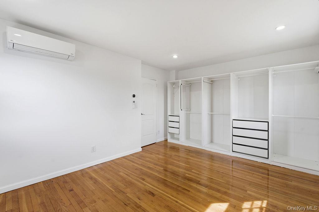 Single Family 133rd  Queens, NY 11417, MLS-971768-8