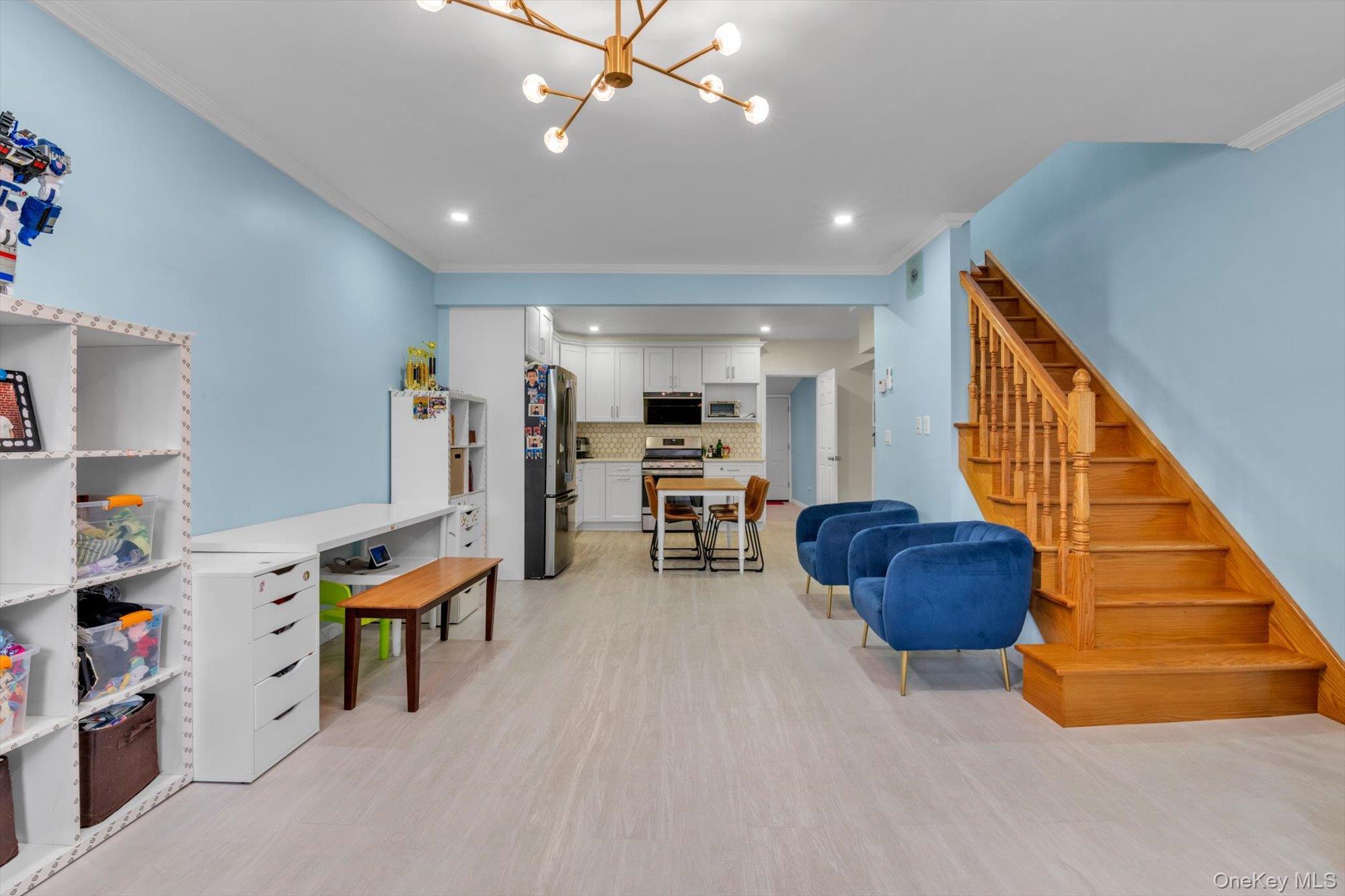 Single Family 160th  Queens, NY 11357, MLS-971778-2