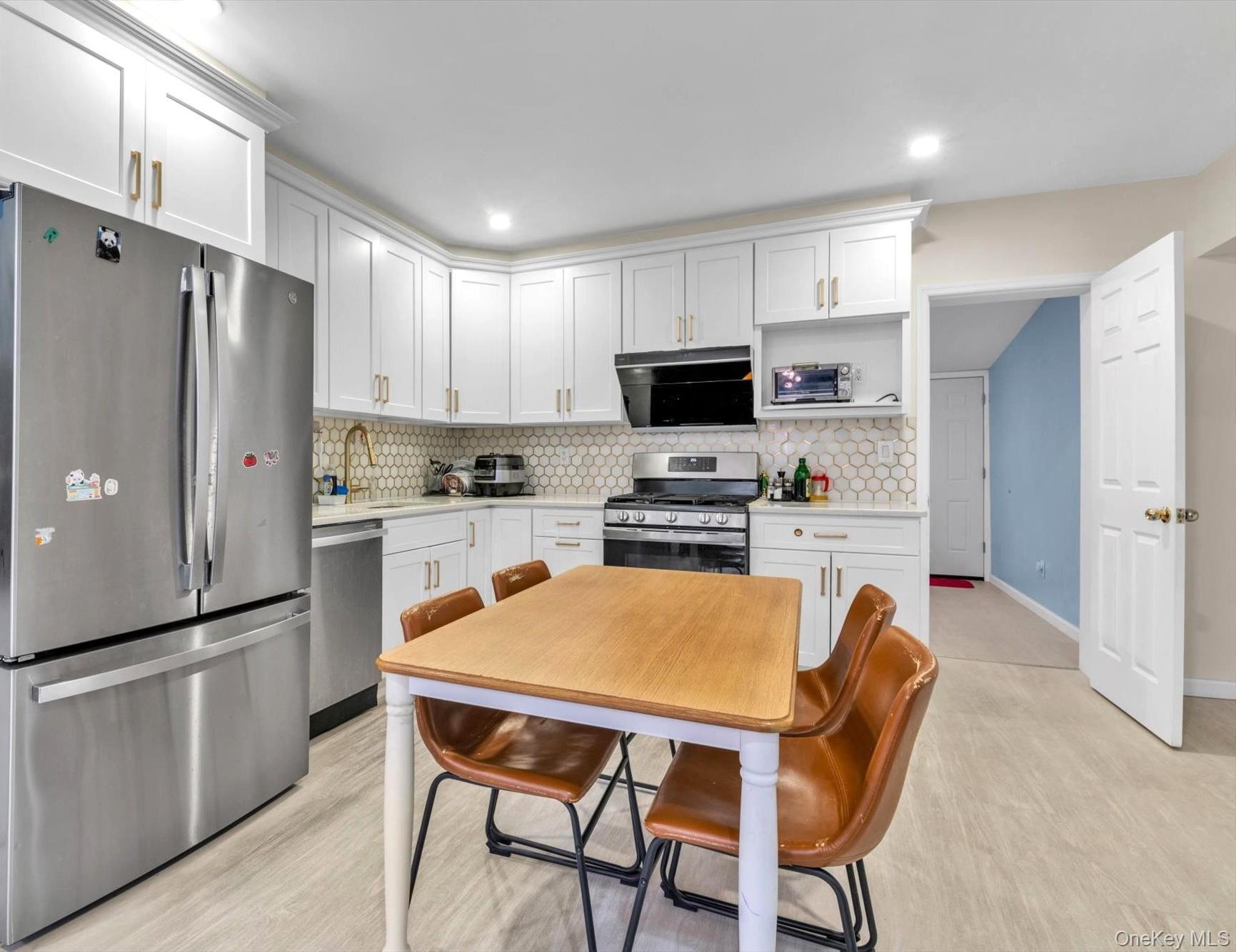 Single Family 160th  Queens, NY 11357, MLS-971778-5