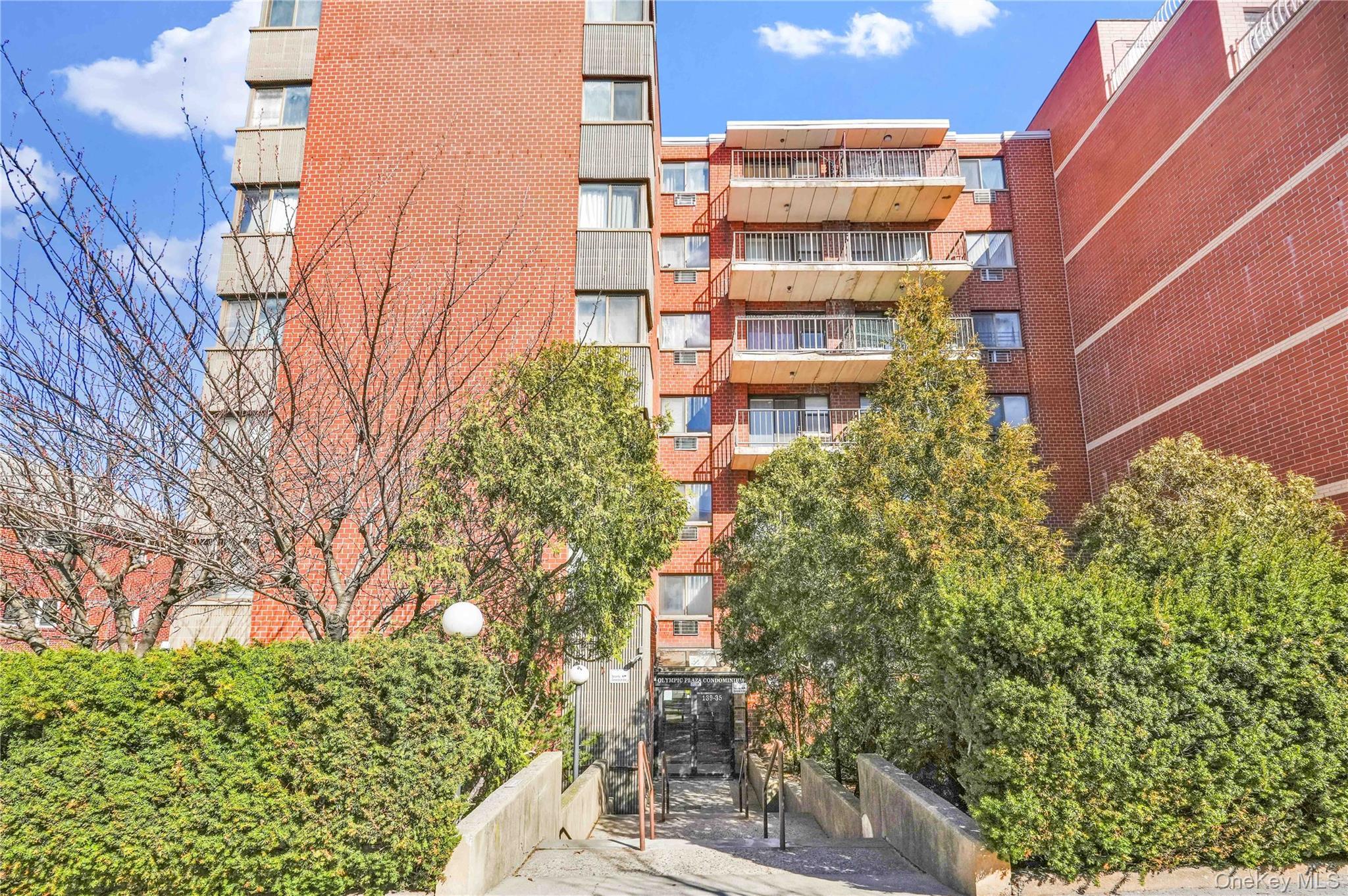 Condo 35th  Queens, NY 11354, MLS-971780-17