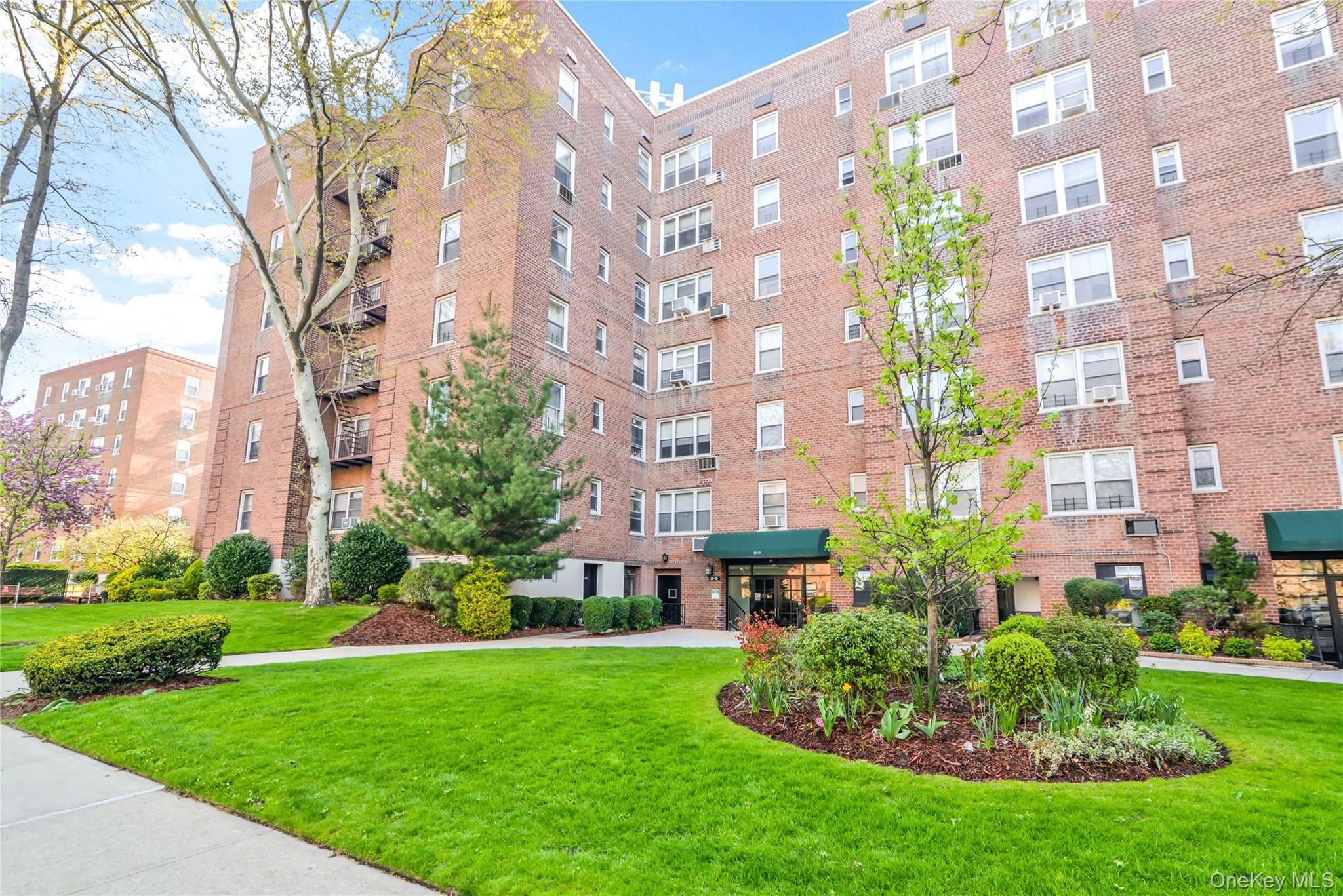 Coop Union  Queens, NY 11354, MLS-971781-6