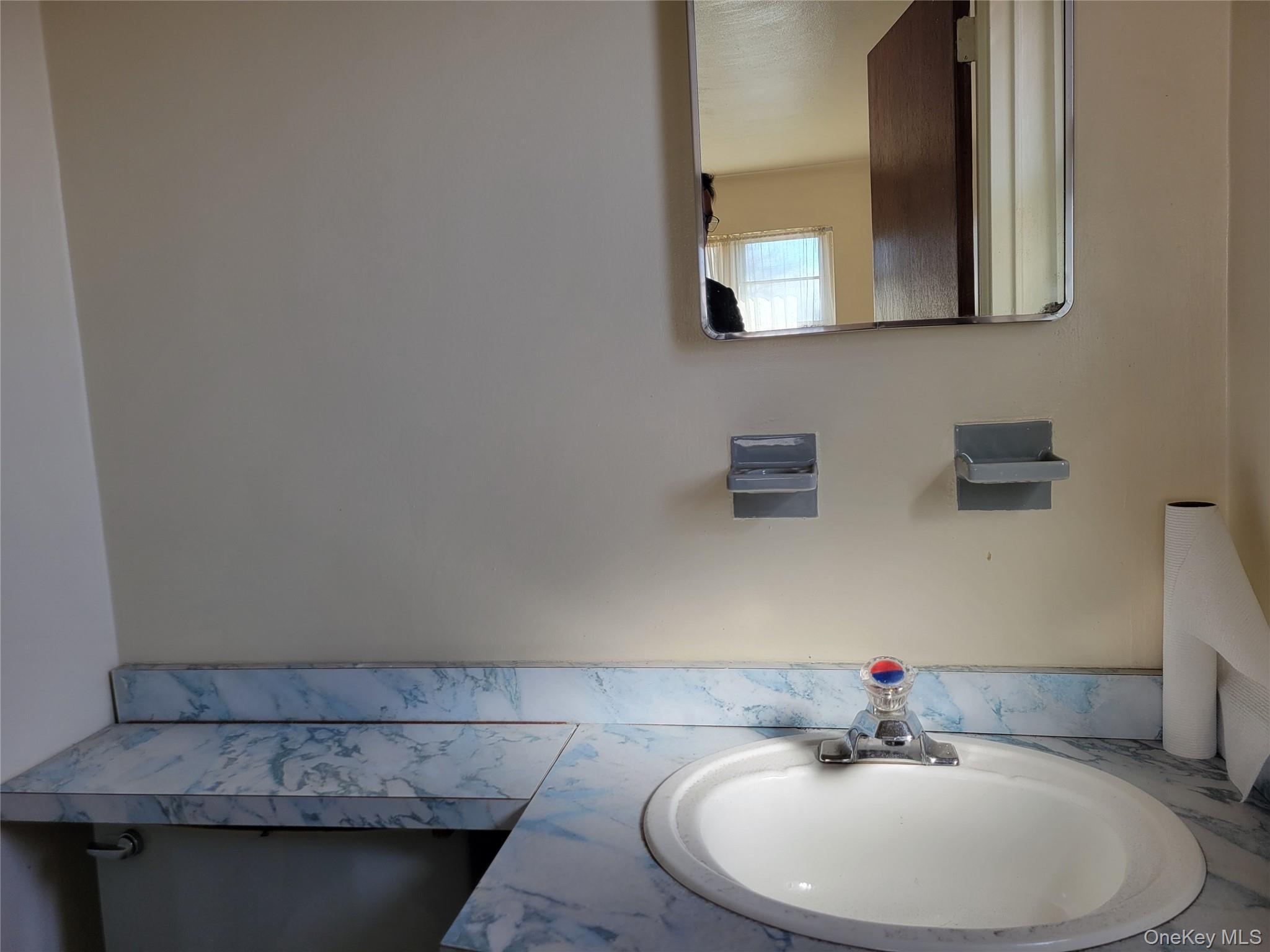 Single Family Cross Island  Queens, NY 11357, MLS-971789-10