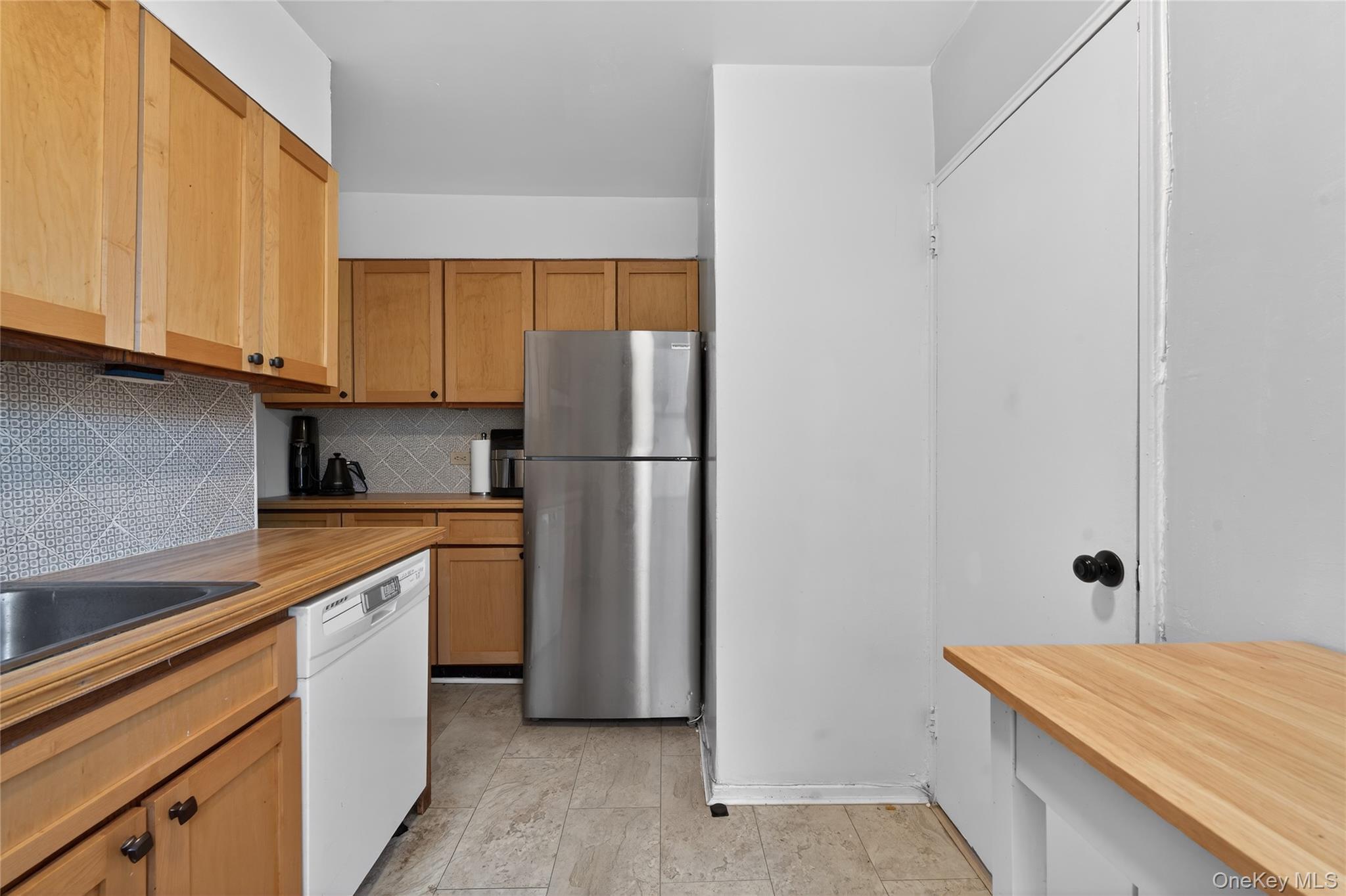 Condo 116th Queens, NY 11418, MLS-971804-12