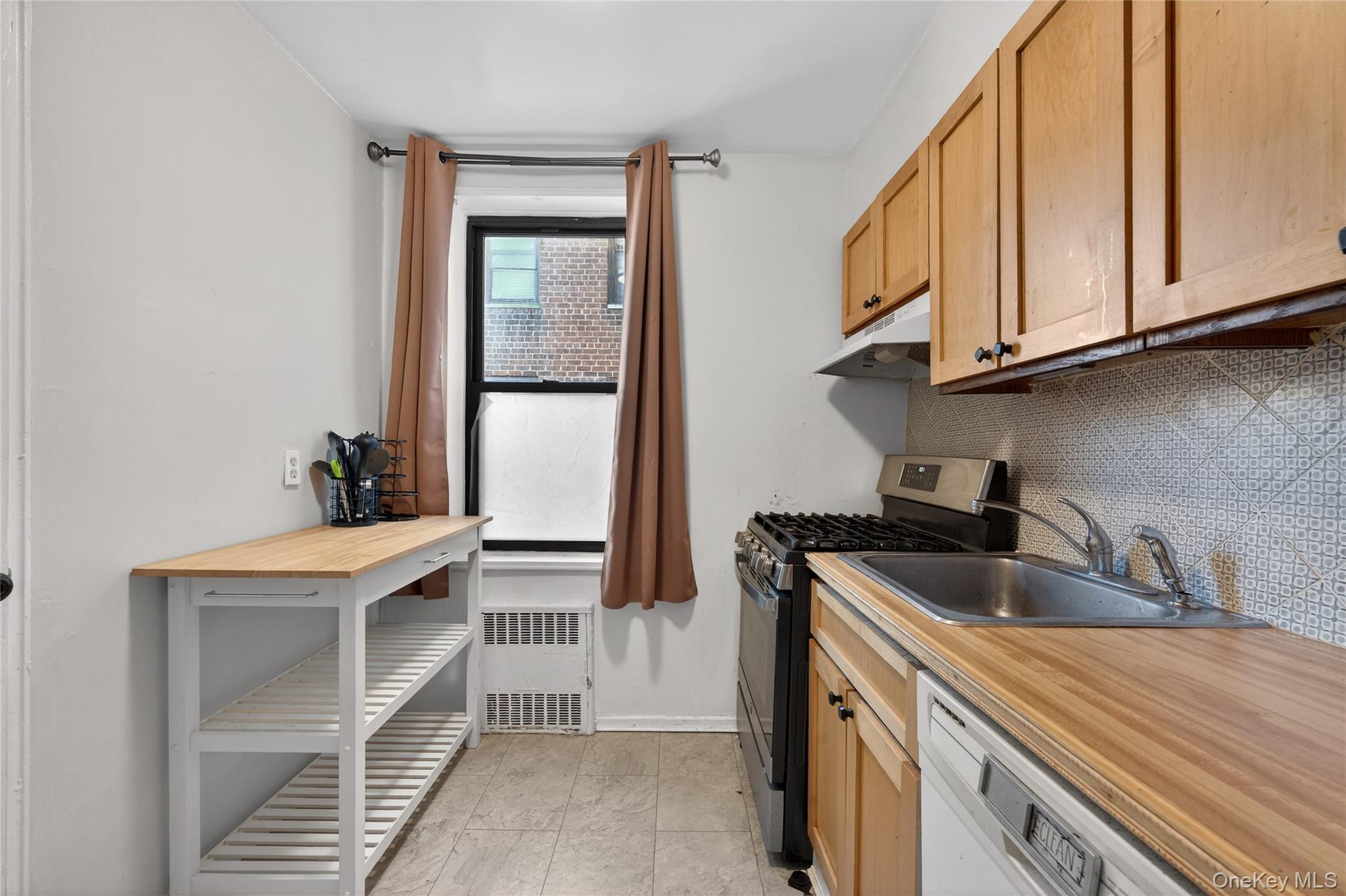 Condo 116th Queens, NY 11418, MLS-971804-13