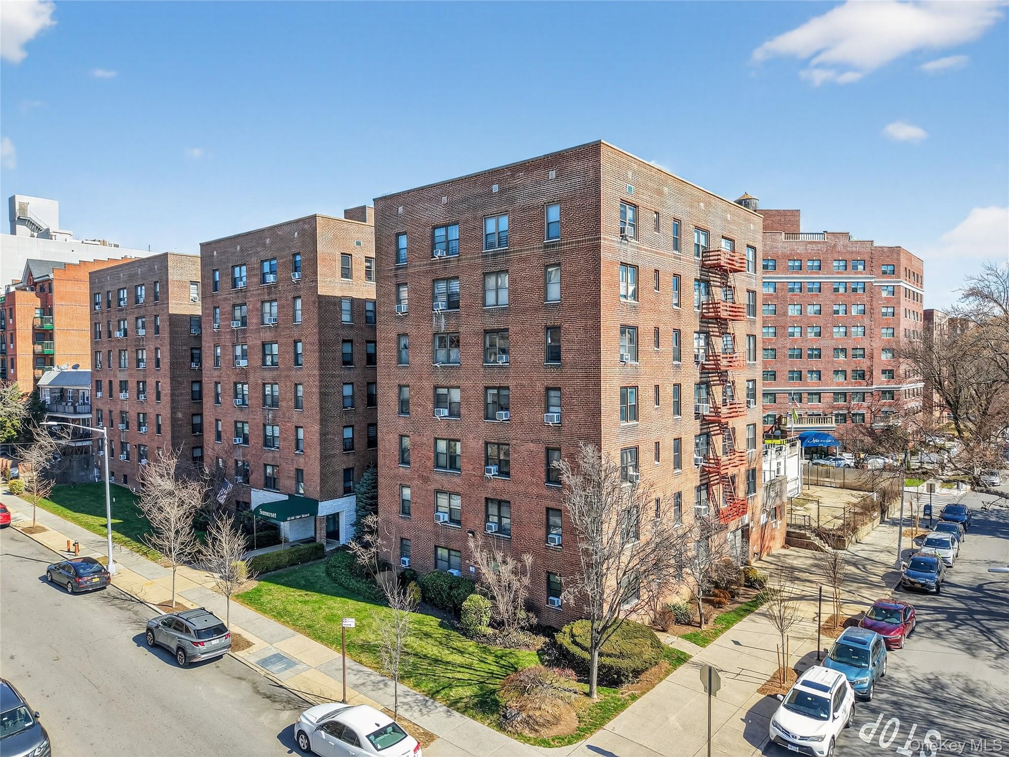 Condo 116th Queens, NY 11418, MLS-971804-25