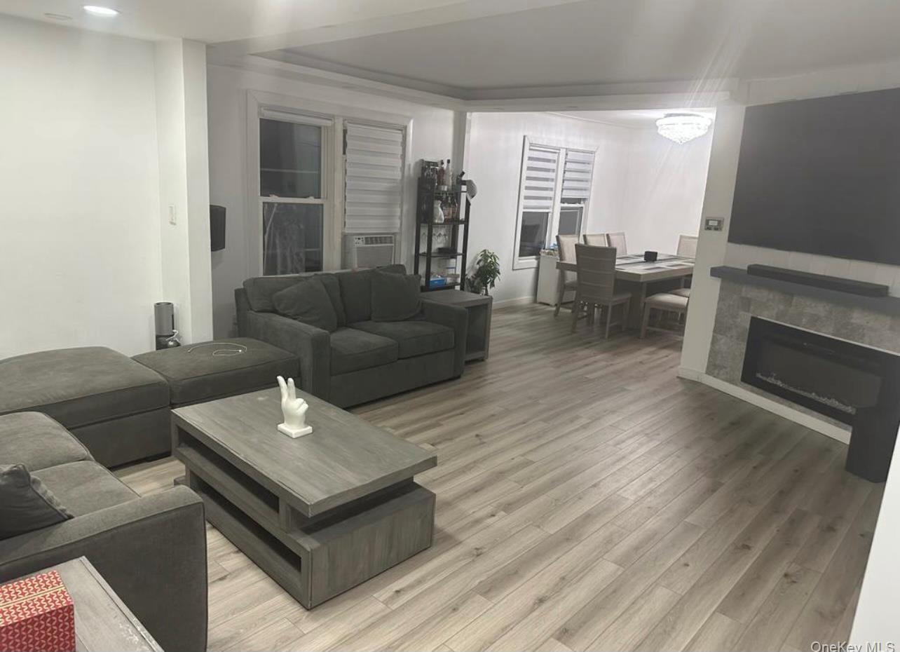 Apartment 203rd  Queens, NY 11412, MLS-971812-2