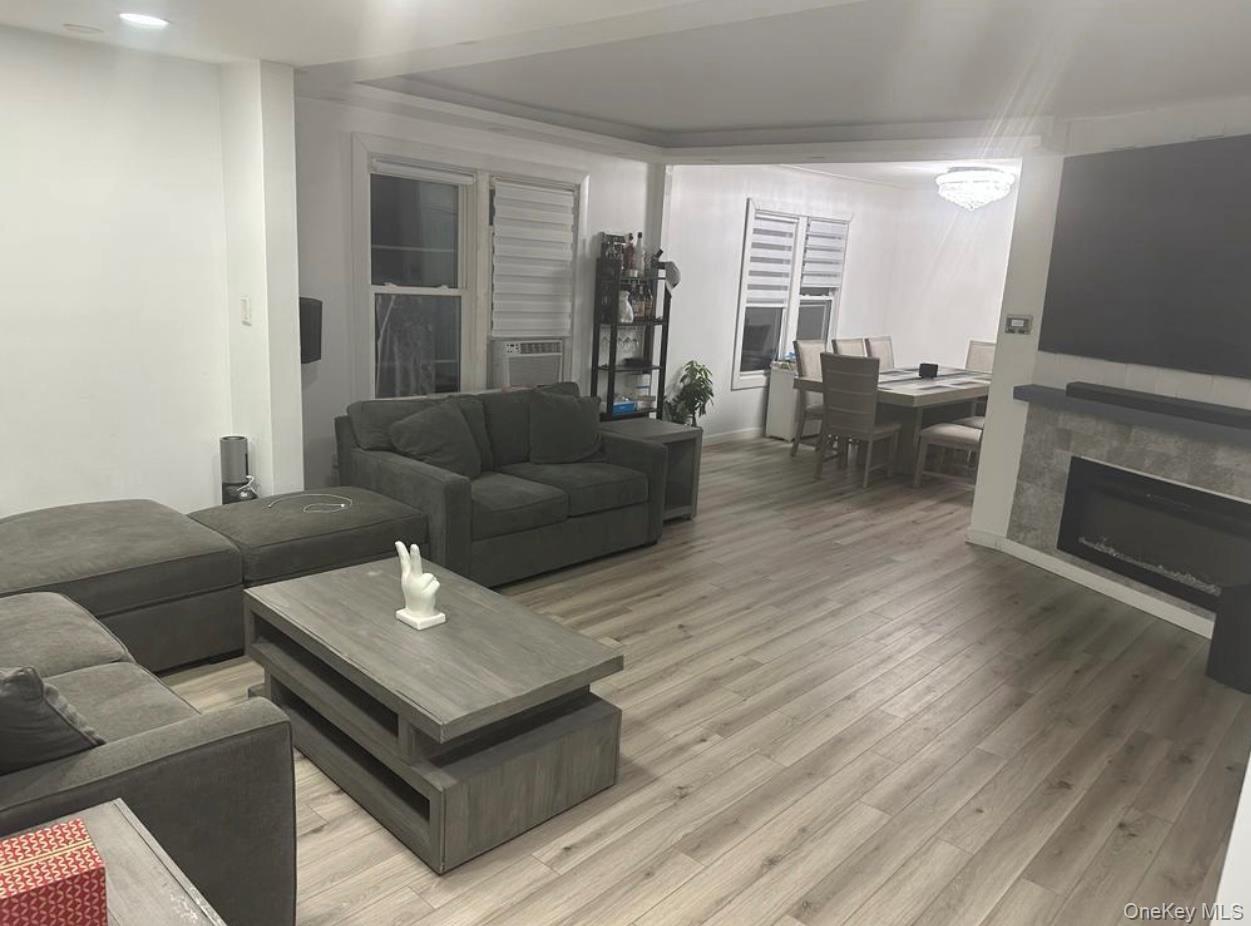 Apartment 203rd  Queens, NY 11412, MLS-971812-6