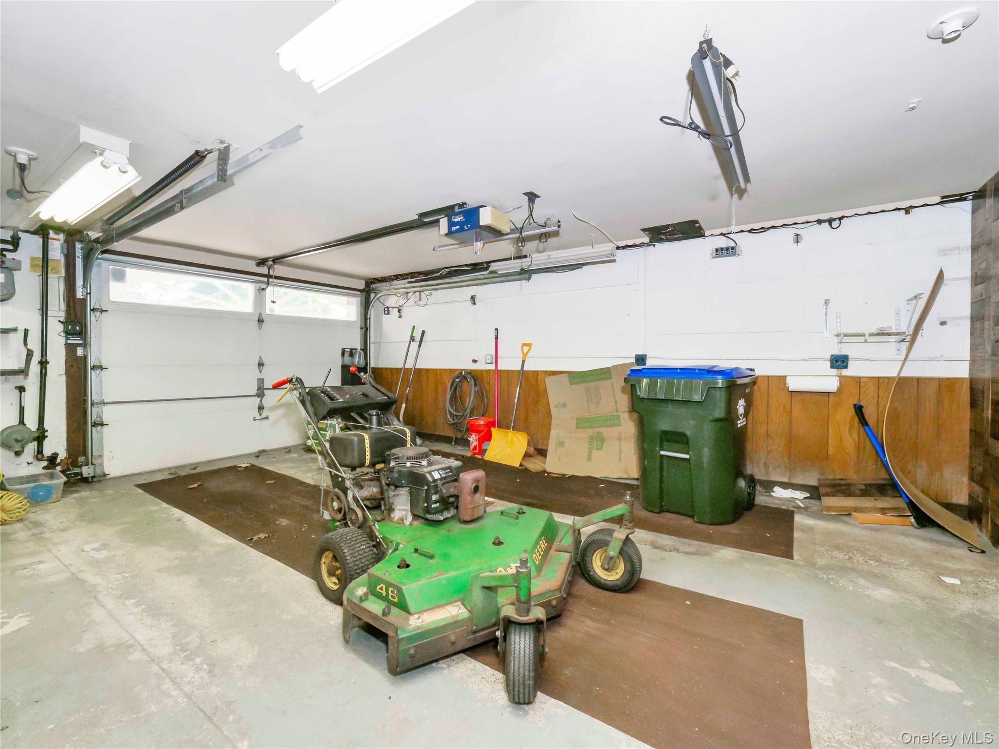 Single Family Mountain  Orange County, NY 10987, MLS-971832-23